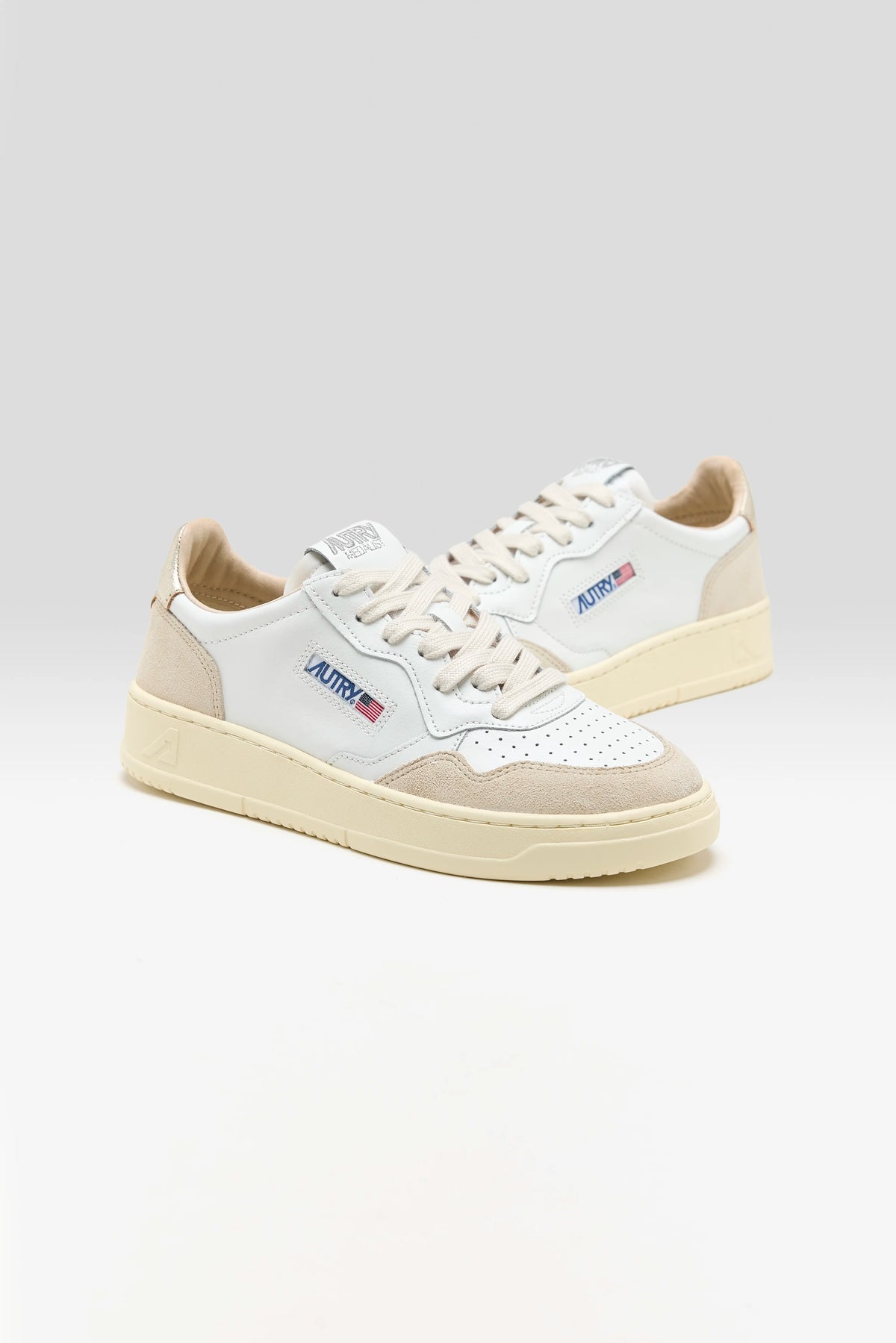 Medalist Low for Women (242 / W / GOLD)