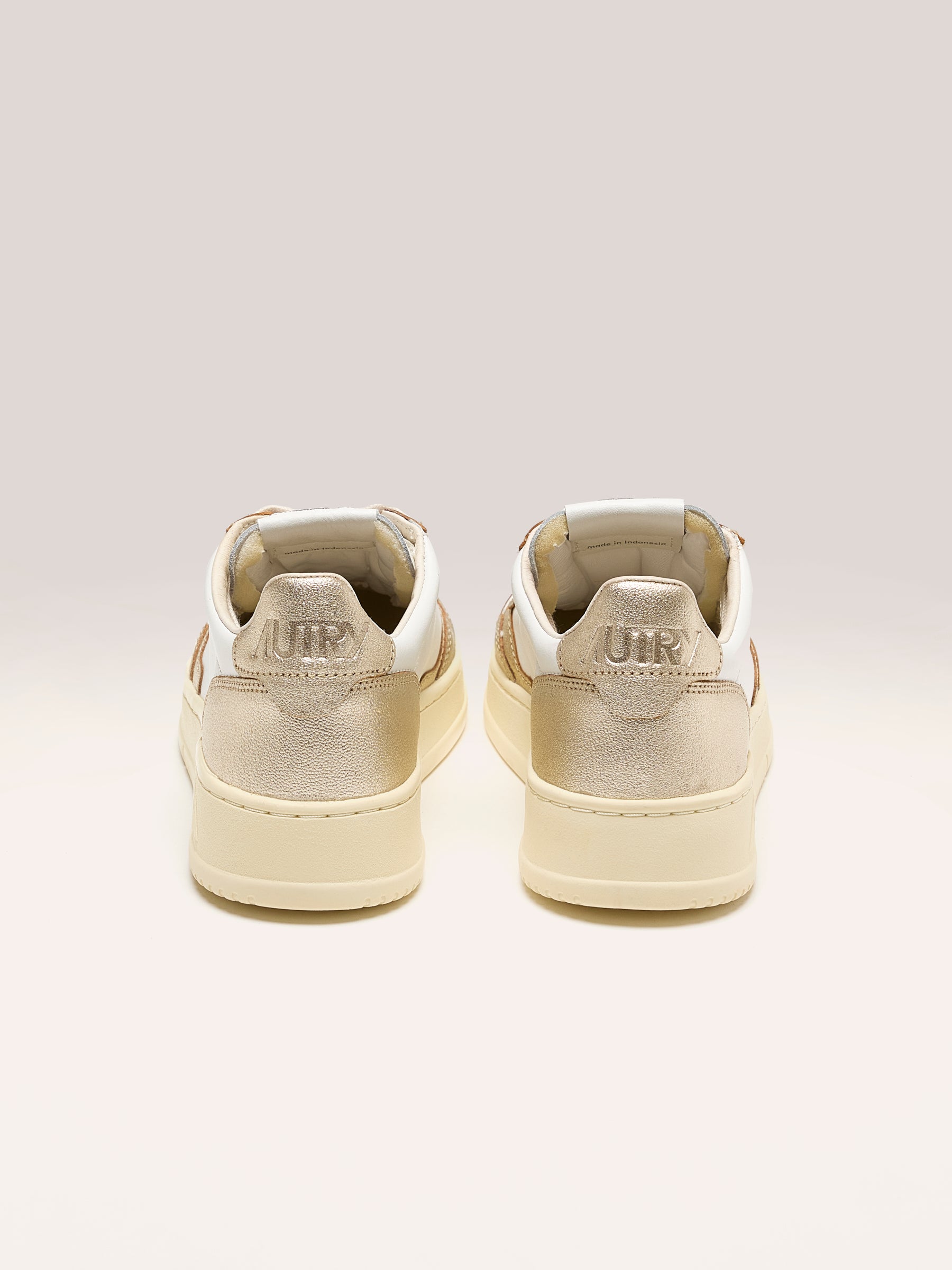 Medalist Low for Women (242 / W / GOLD)