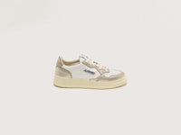 AUTRY Medalist Low Bicolor For Women 
