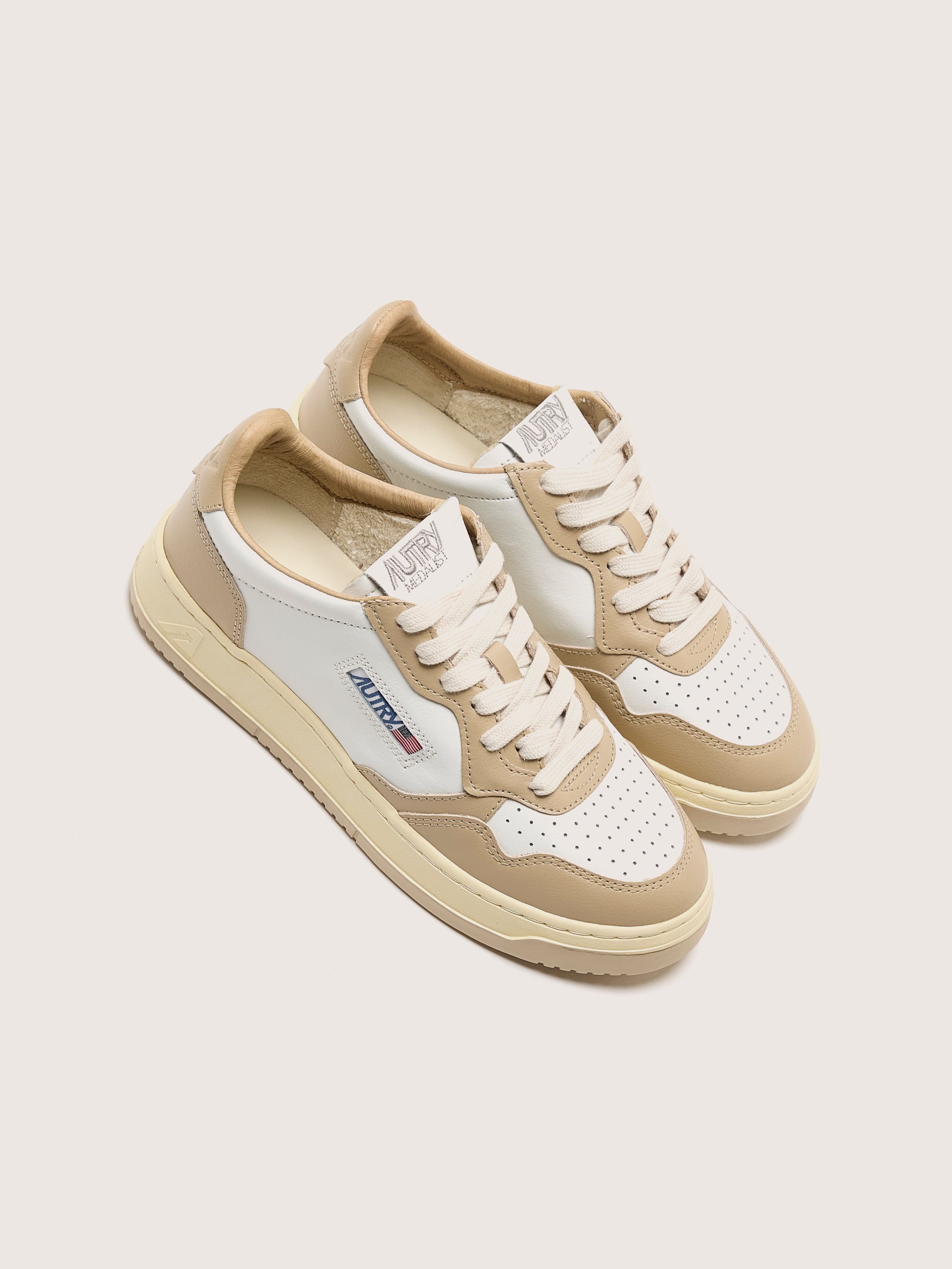 Medalist Low Bicolor for Women (242 / W / BEIGE)