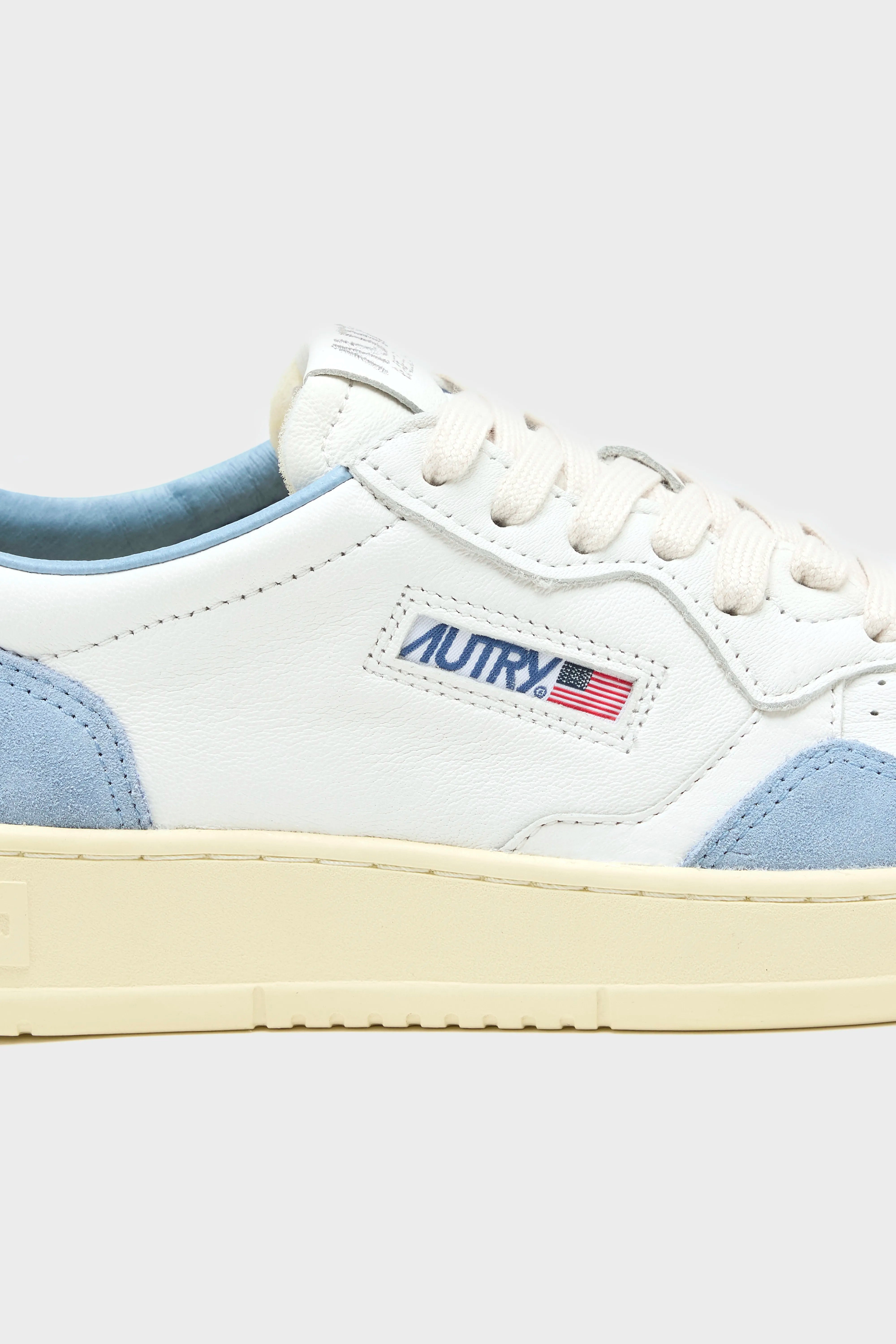 Medalist Low for Women  (251 / W / BLUE)