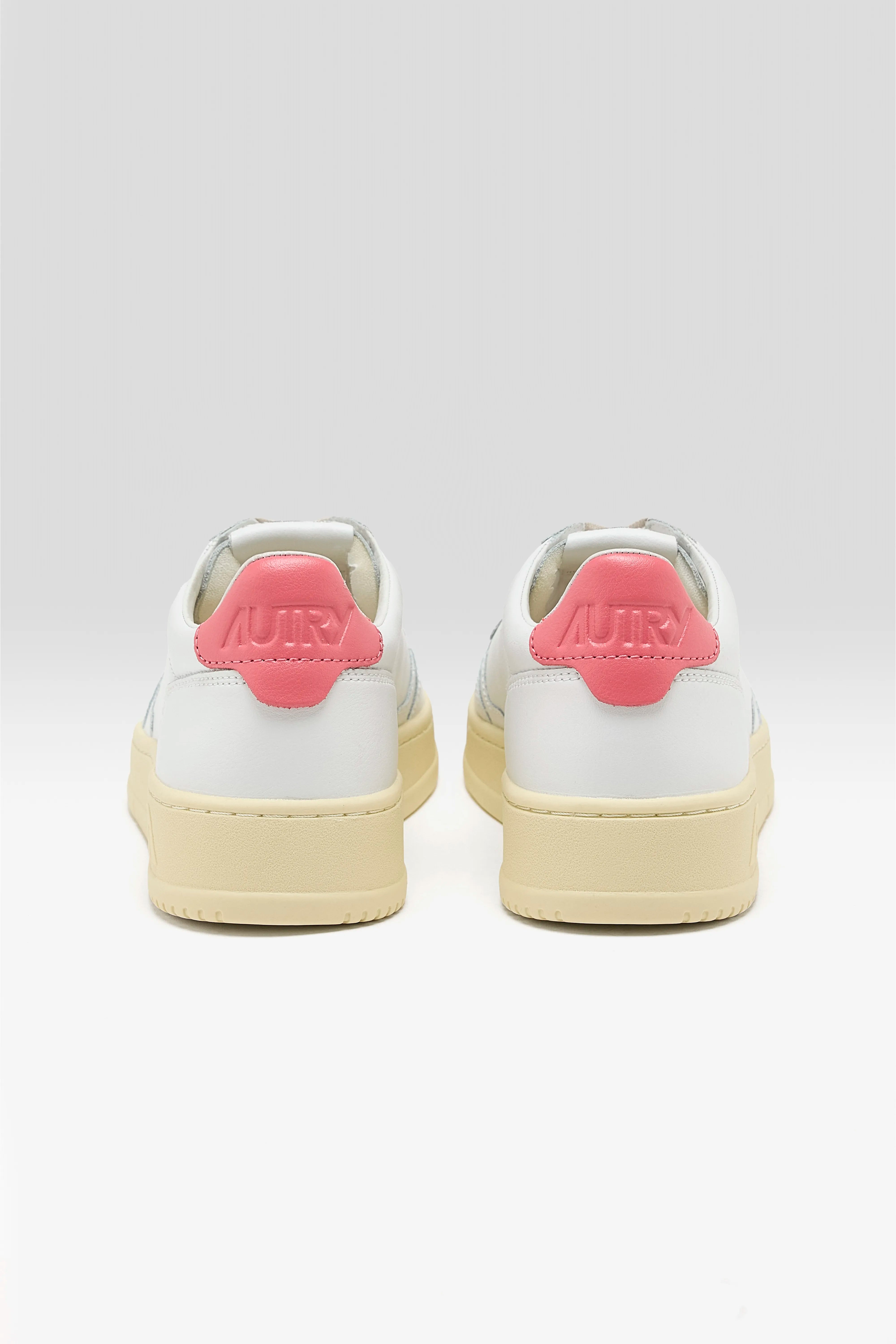 Medalist Low for Women  (251 / W / PINK)