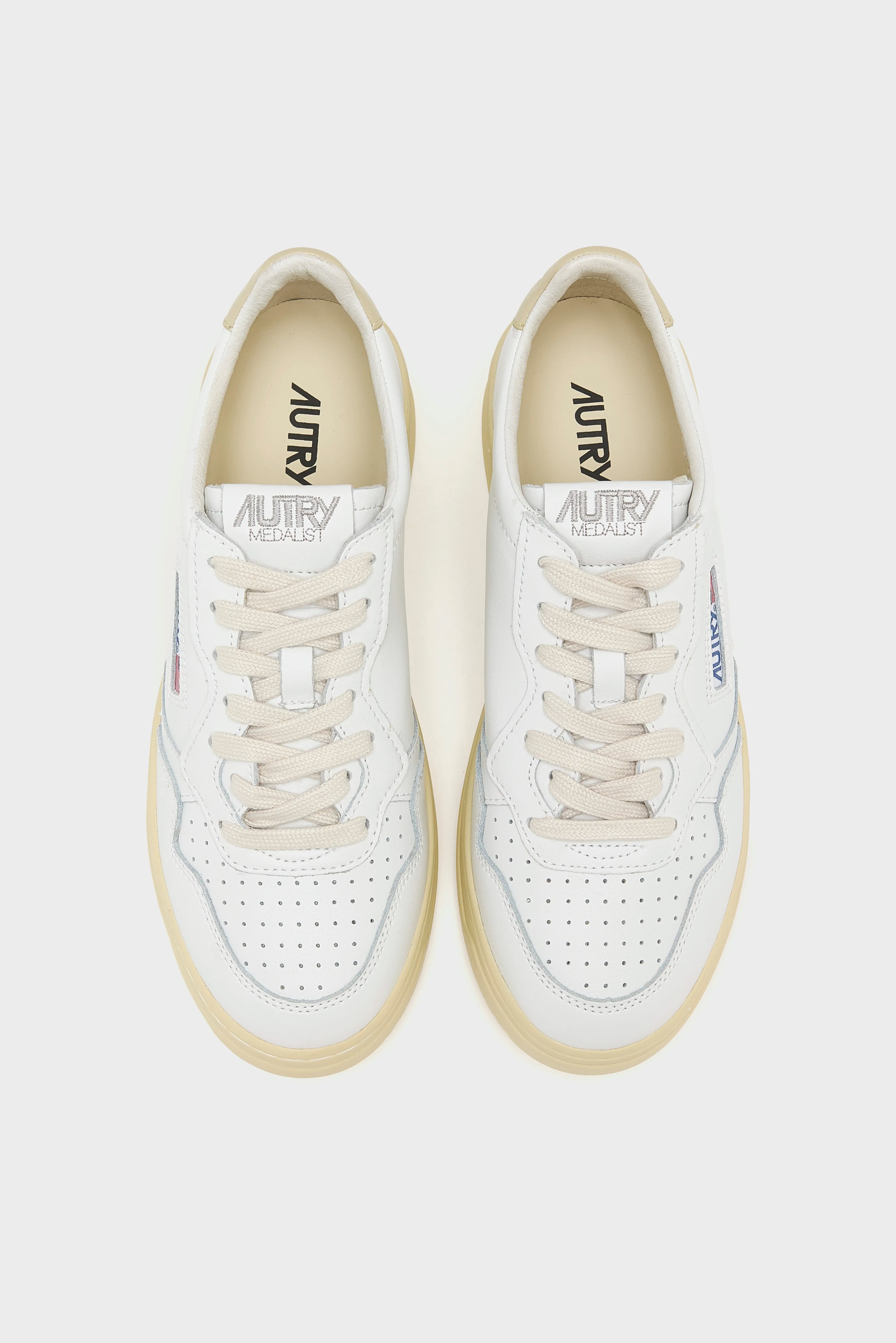 Medalist Low for Women  (252 / W / BEIGE)