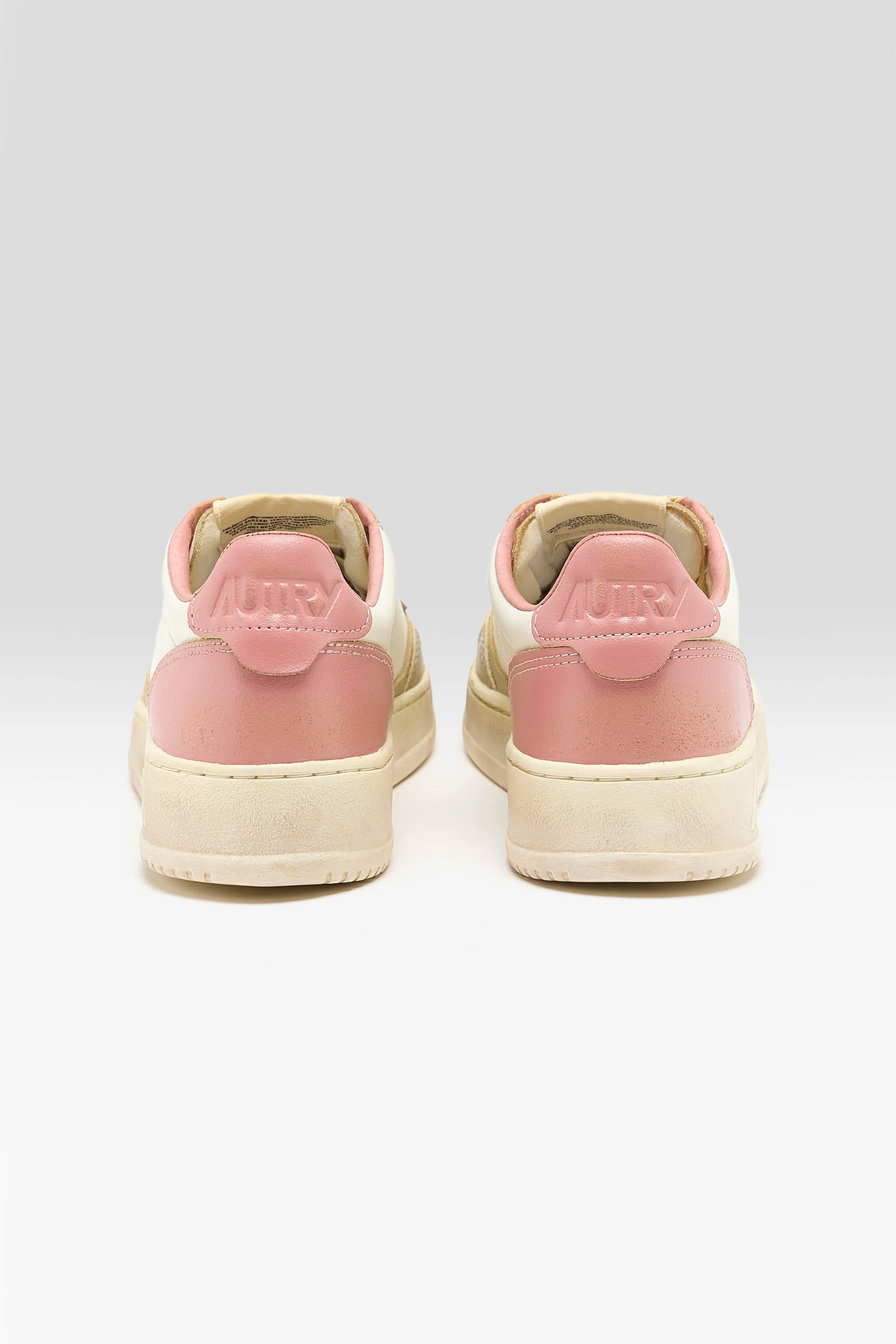 Medalist Low Super Vintage for Women  (252 / W / BEIGE)