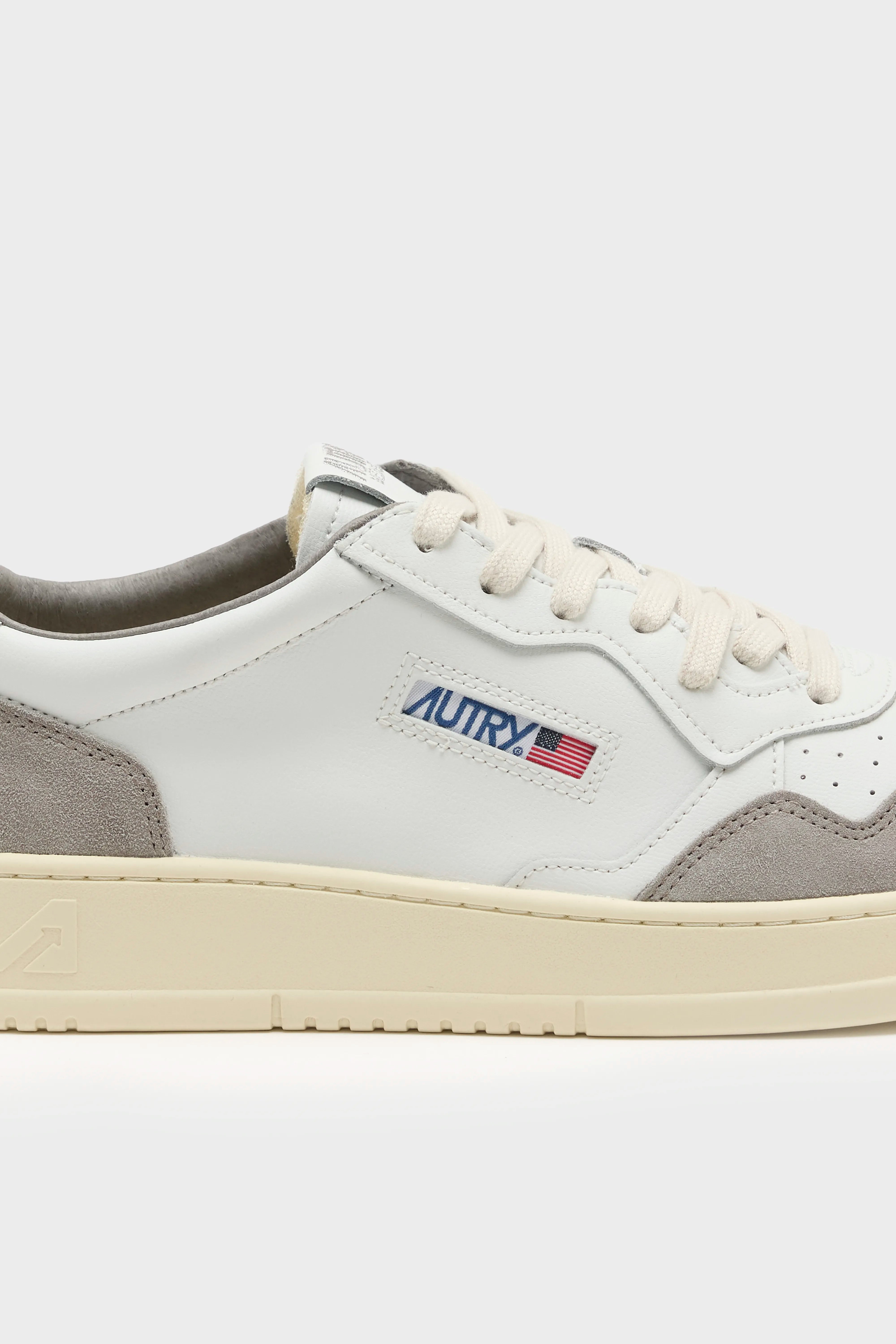 Medalist Low for Men (262 / M / WHITE)