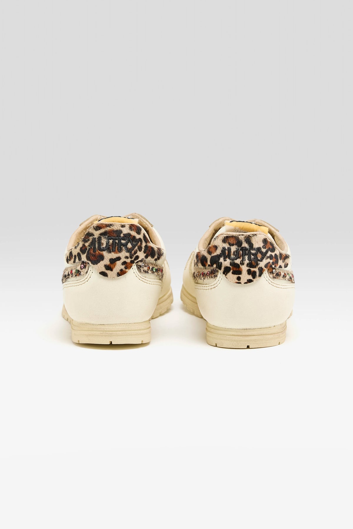 Windspin Low Super Vintage for Women (262 / W / VINTAGE WHITE)