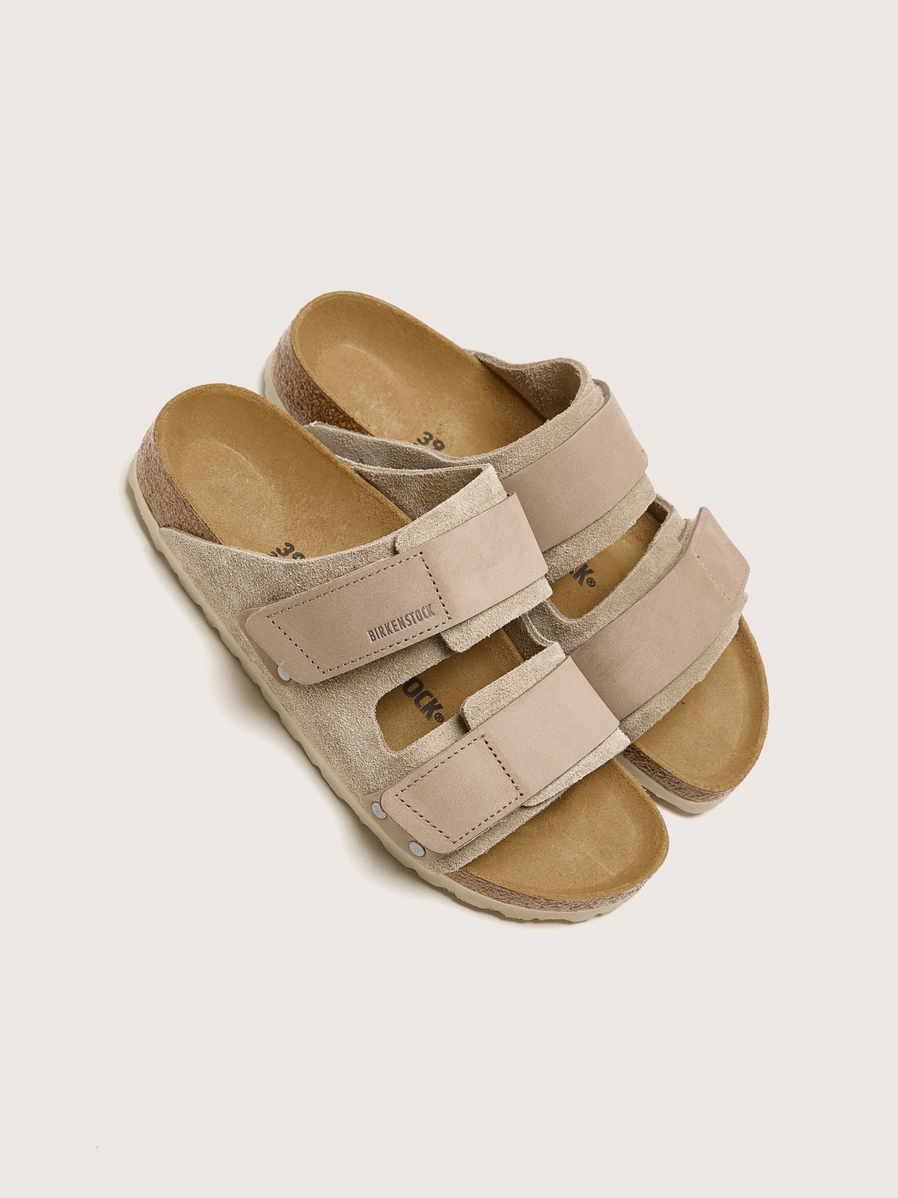 Uji Nubuck pour Femmes (242 / W / TAUPE)