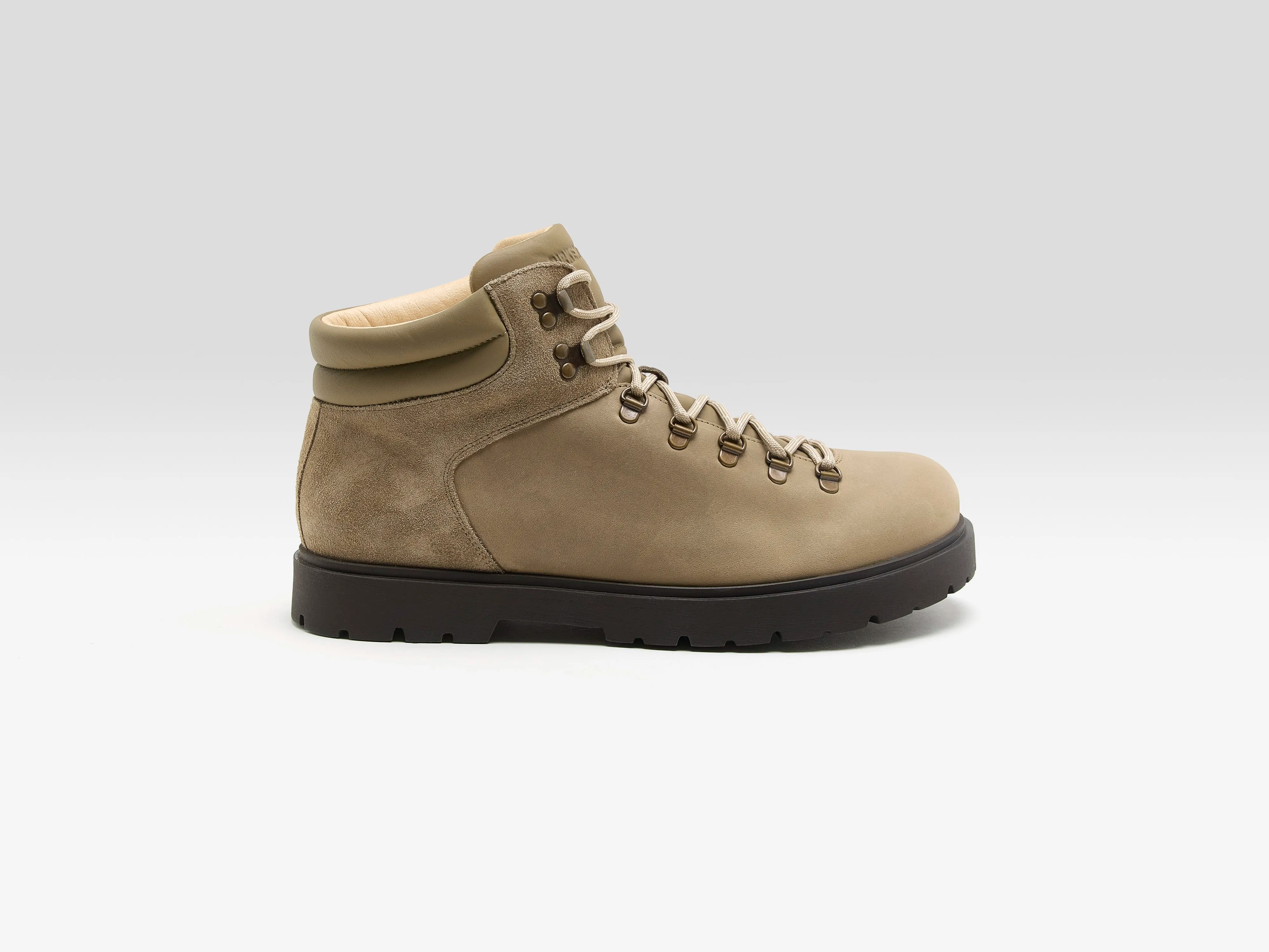 Jackson Nubucks Boots for Men  (252 / M / TAUPE)