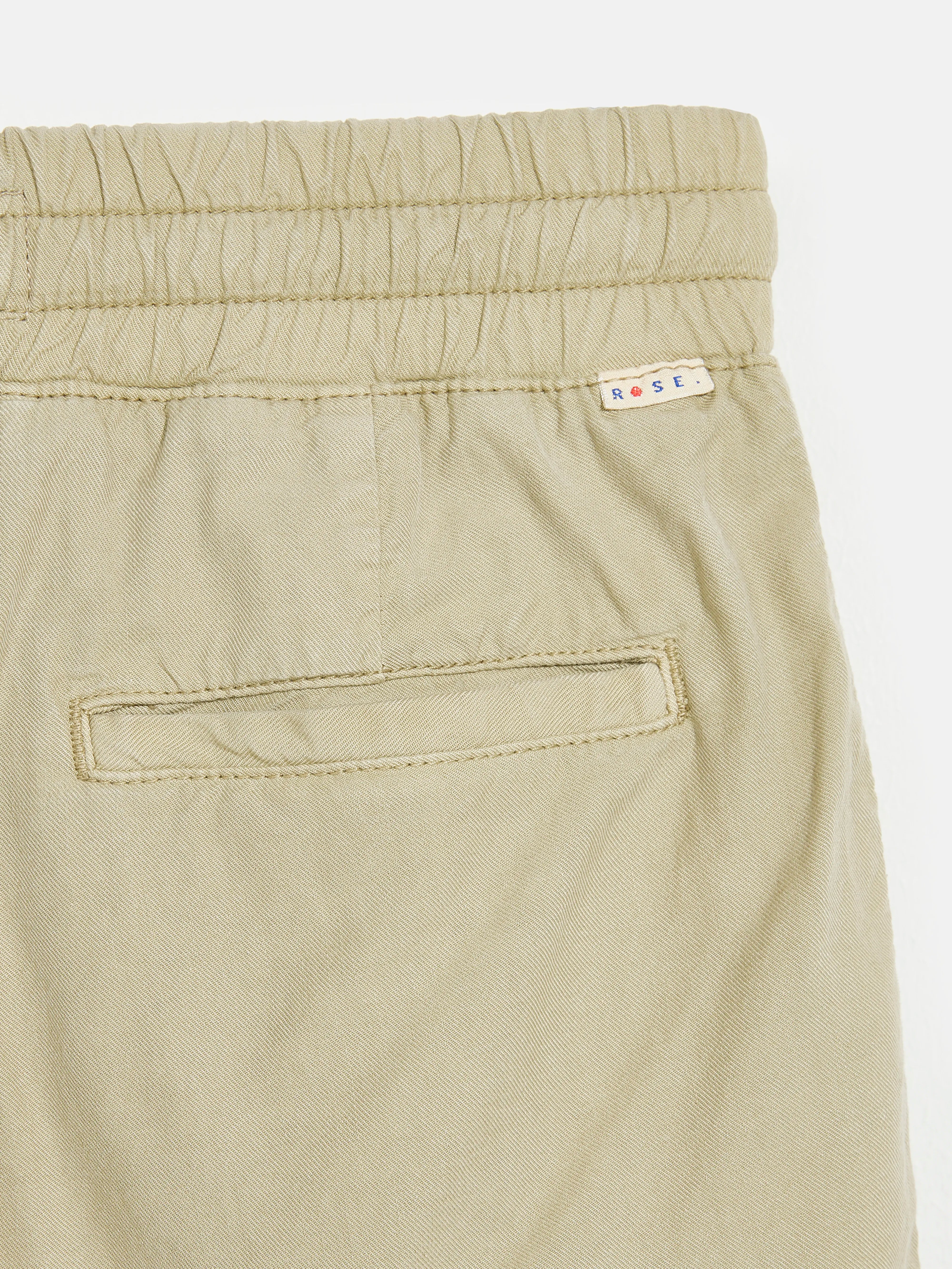 kate shorts (241 / G / CLAY)