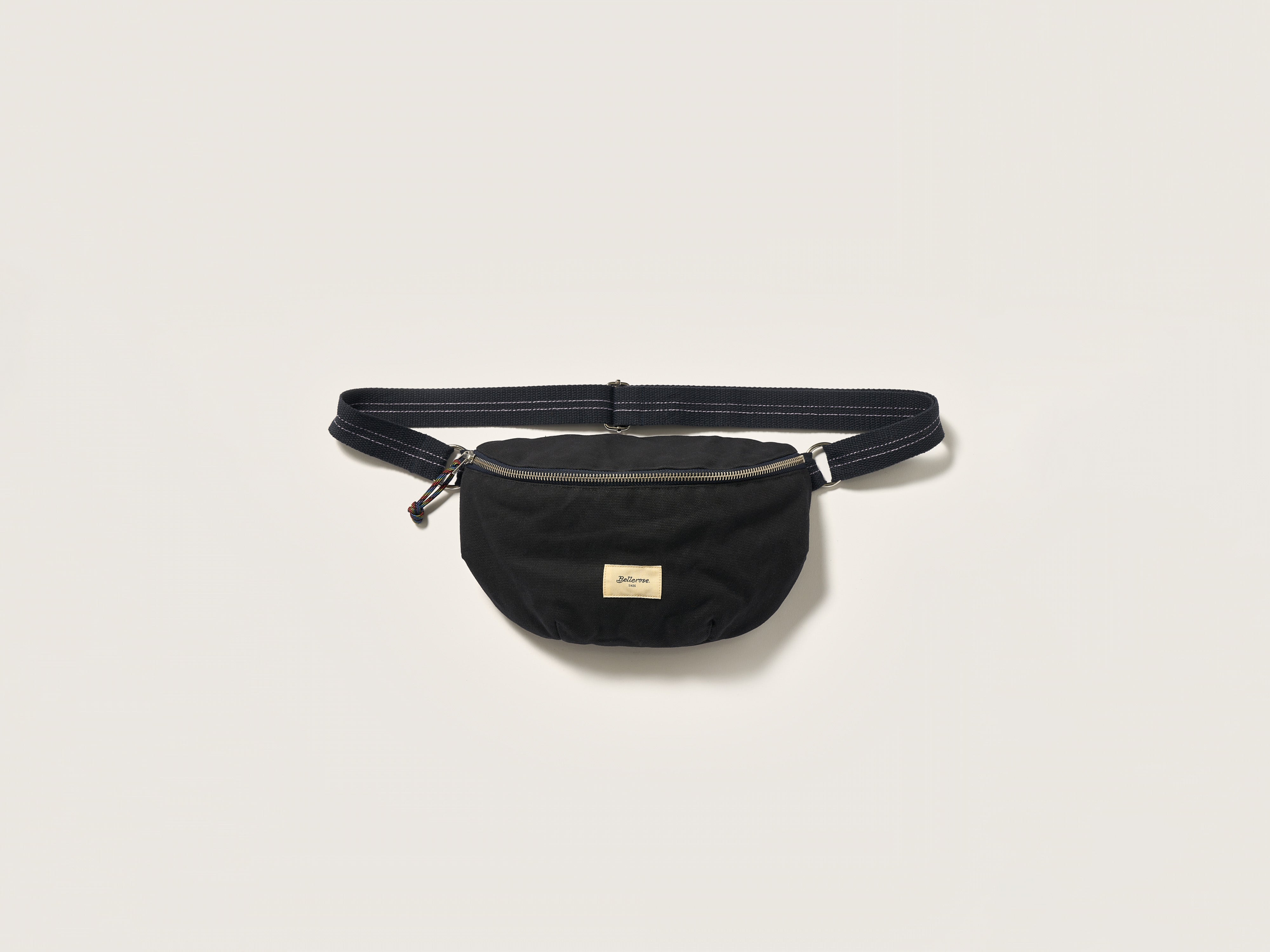 Heccy sling bag (242 / G / NAVY)