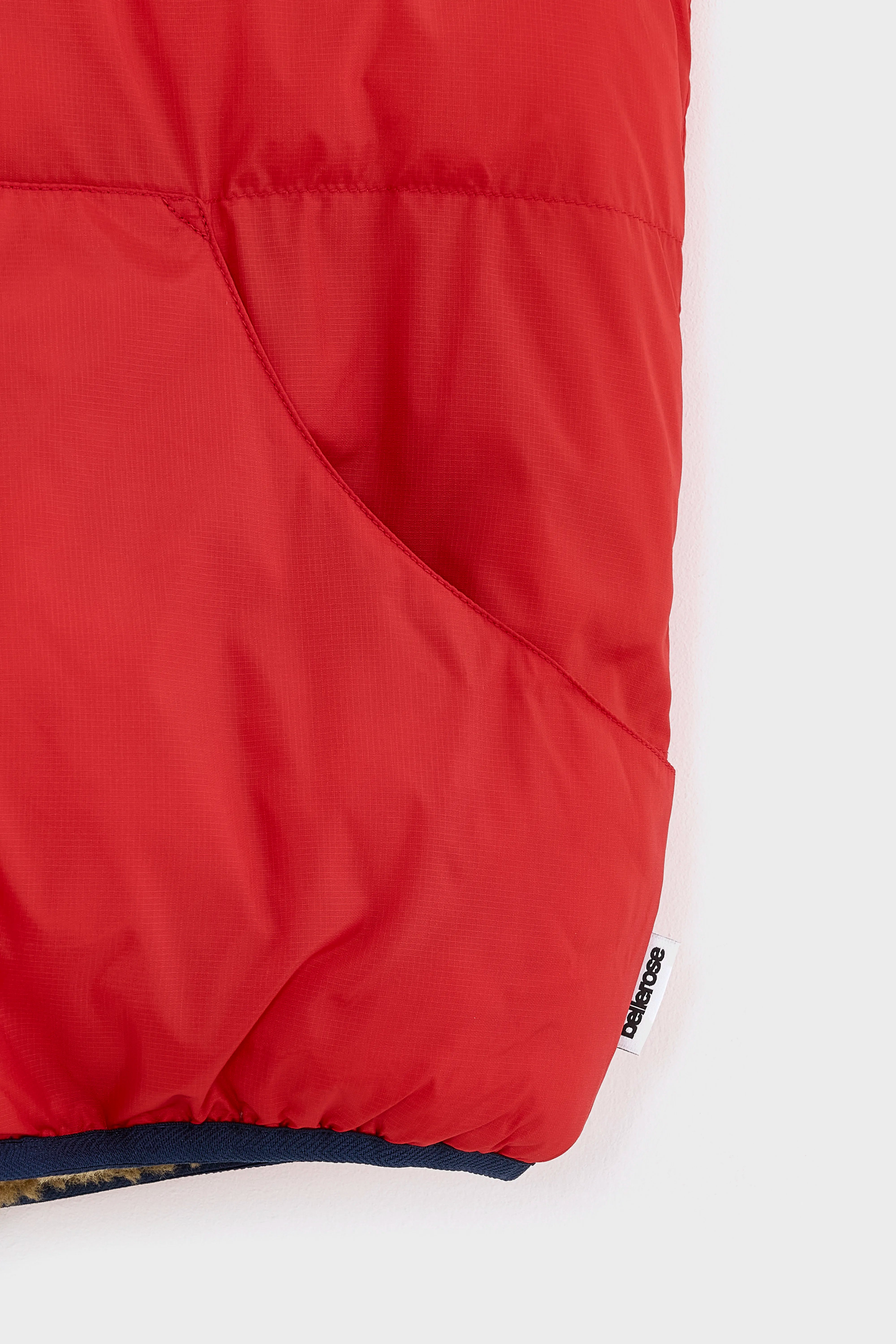 Hans bodywarmer (252 / B / LIPSTICK)