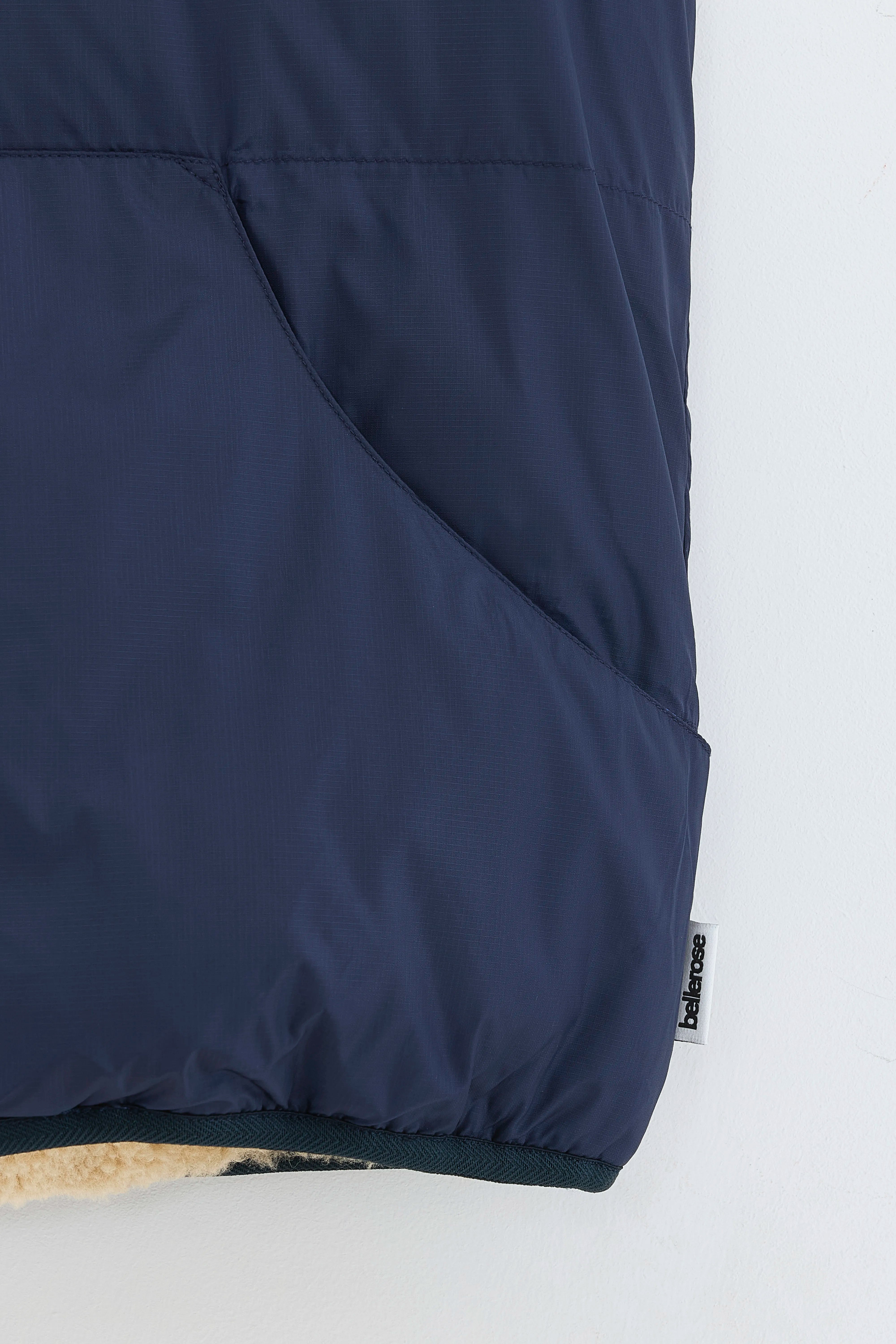 Hans bodywarmer (252 / B / BLUE NIGHTS)