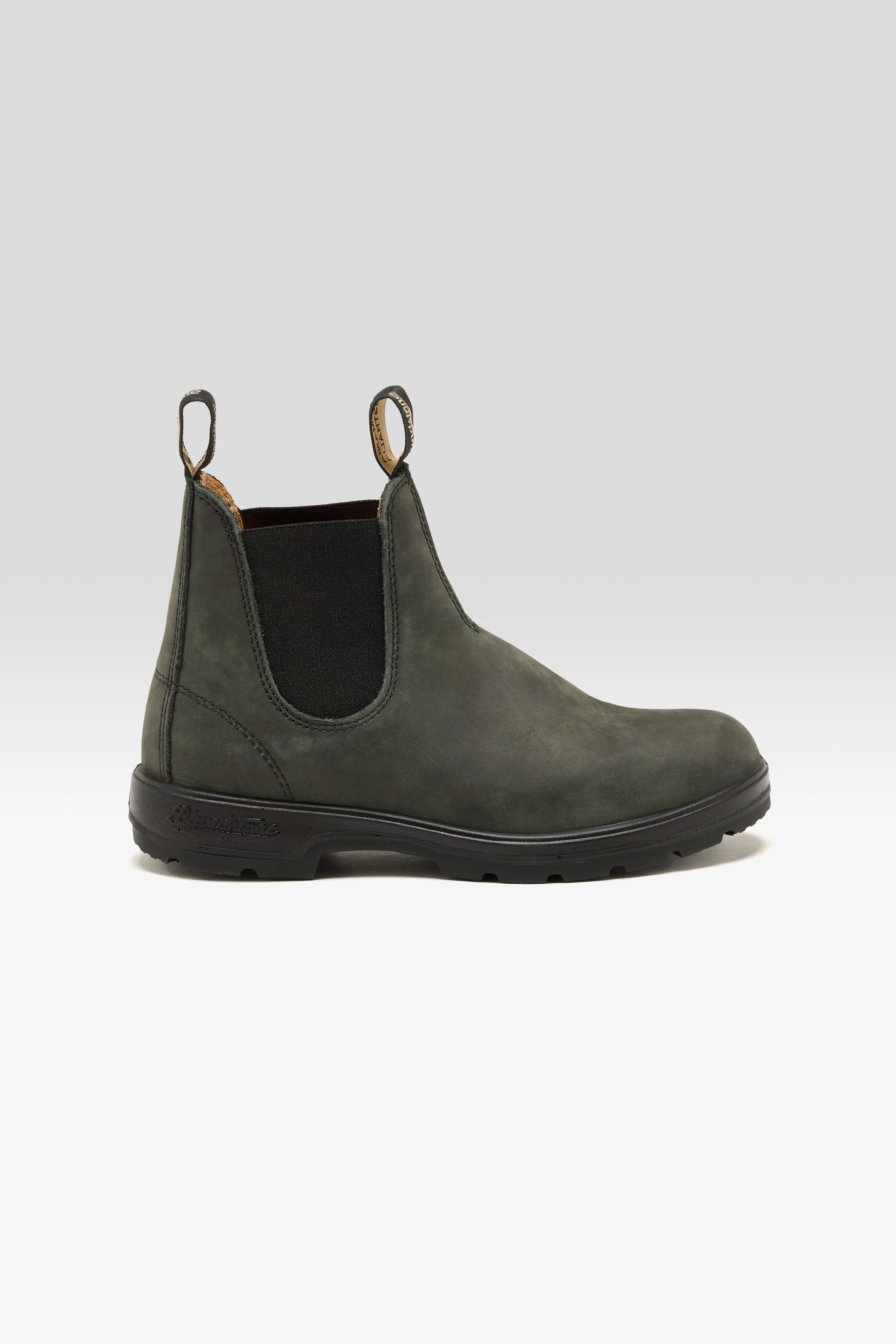 587 Classic Chelsea Boots for Women (242 / W / BLACK)