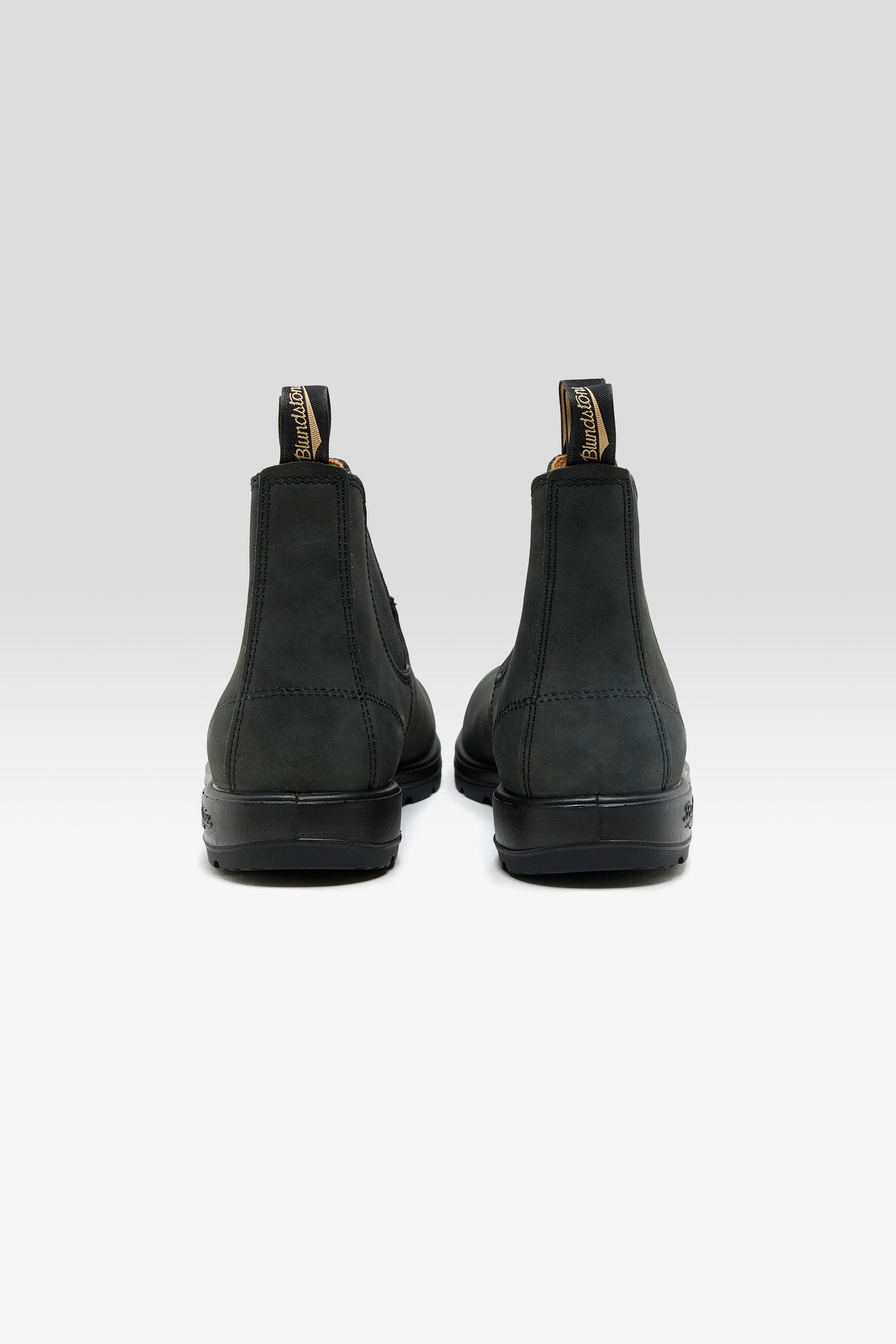 587 Classic Chelsea Boots for Men (242 / M / BLACK)