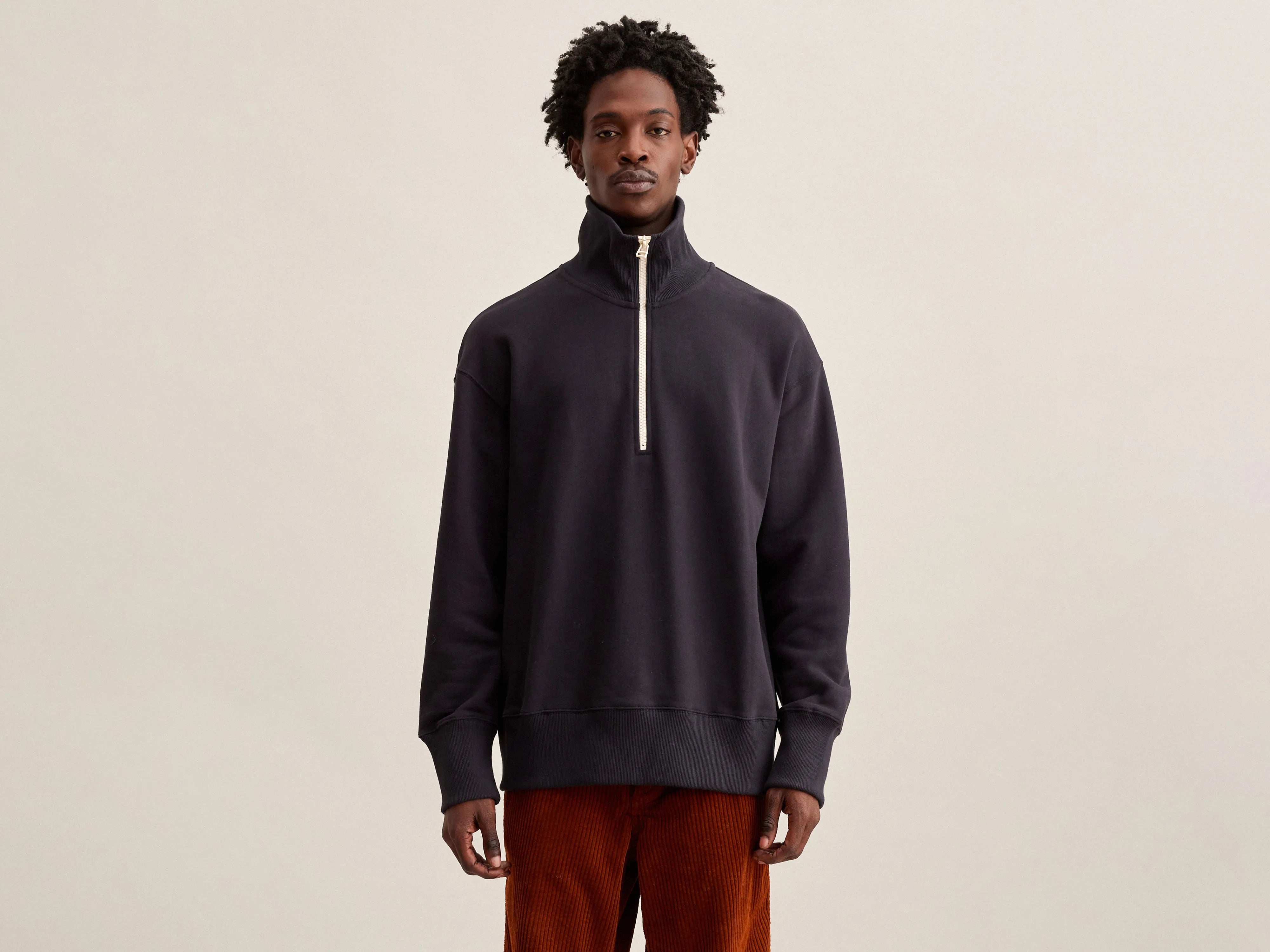 Sweatshirt Faber (232 / M / AMERICA)