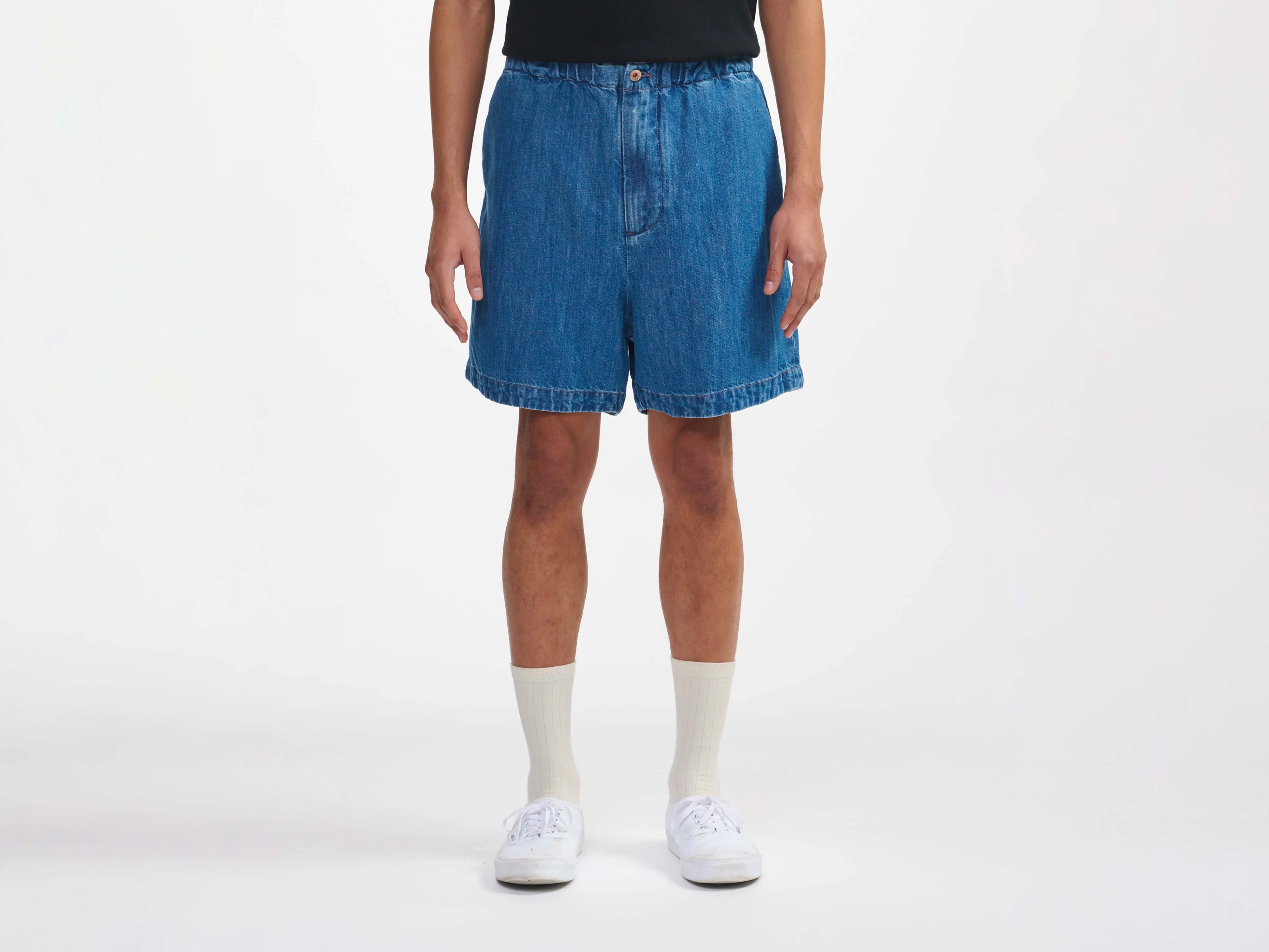 pug shorts (241 / M / MD BLUE BLEACH)
