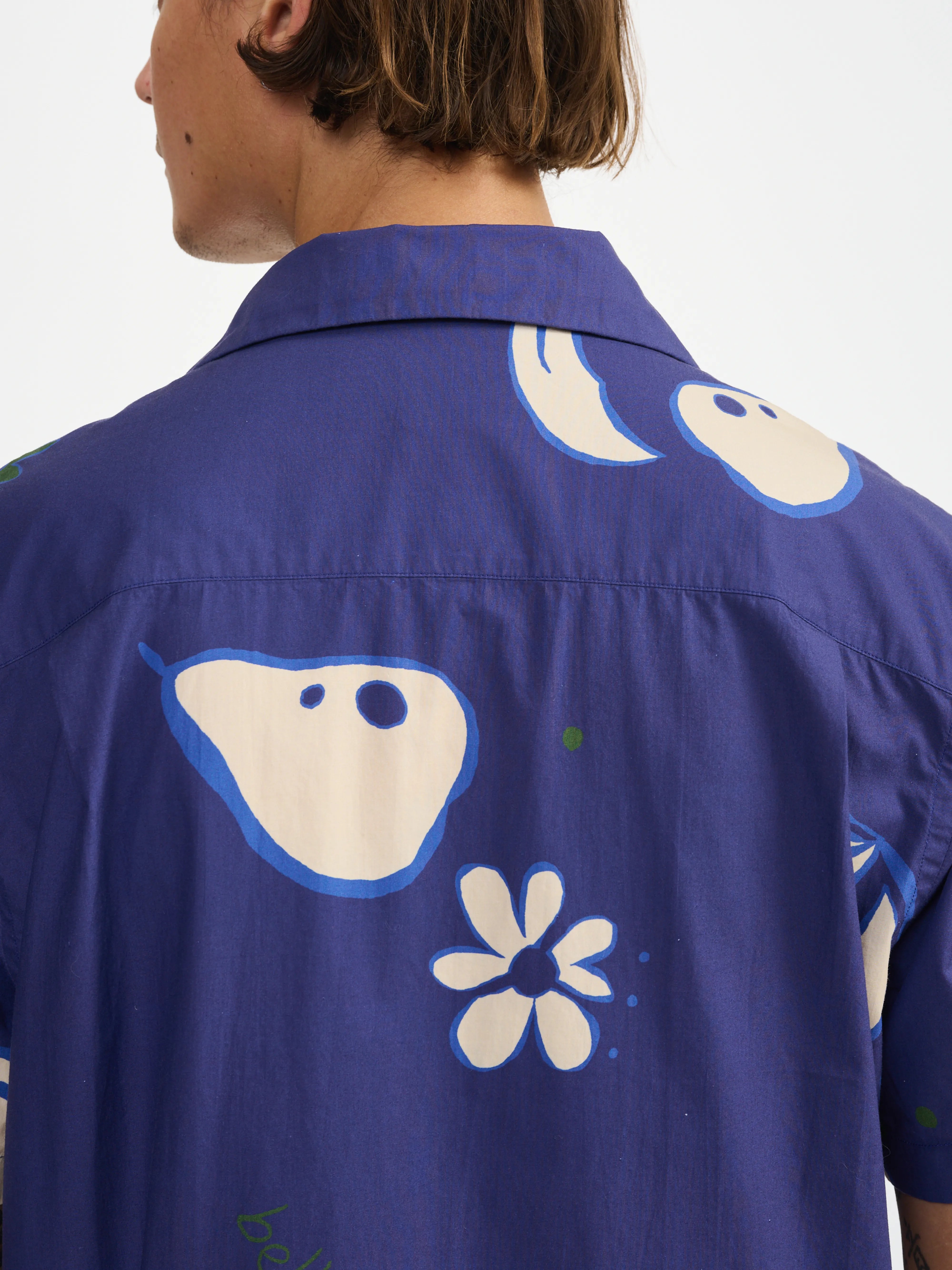 faraway shirt (241 / M / DISPLAY A)