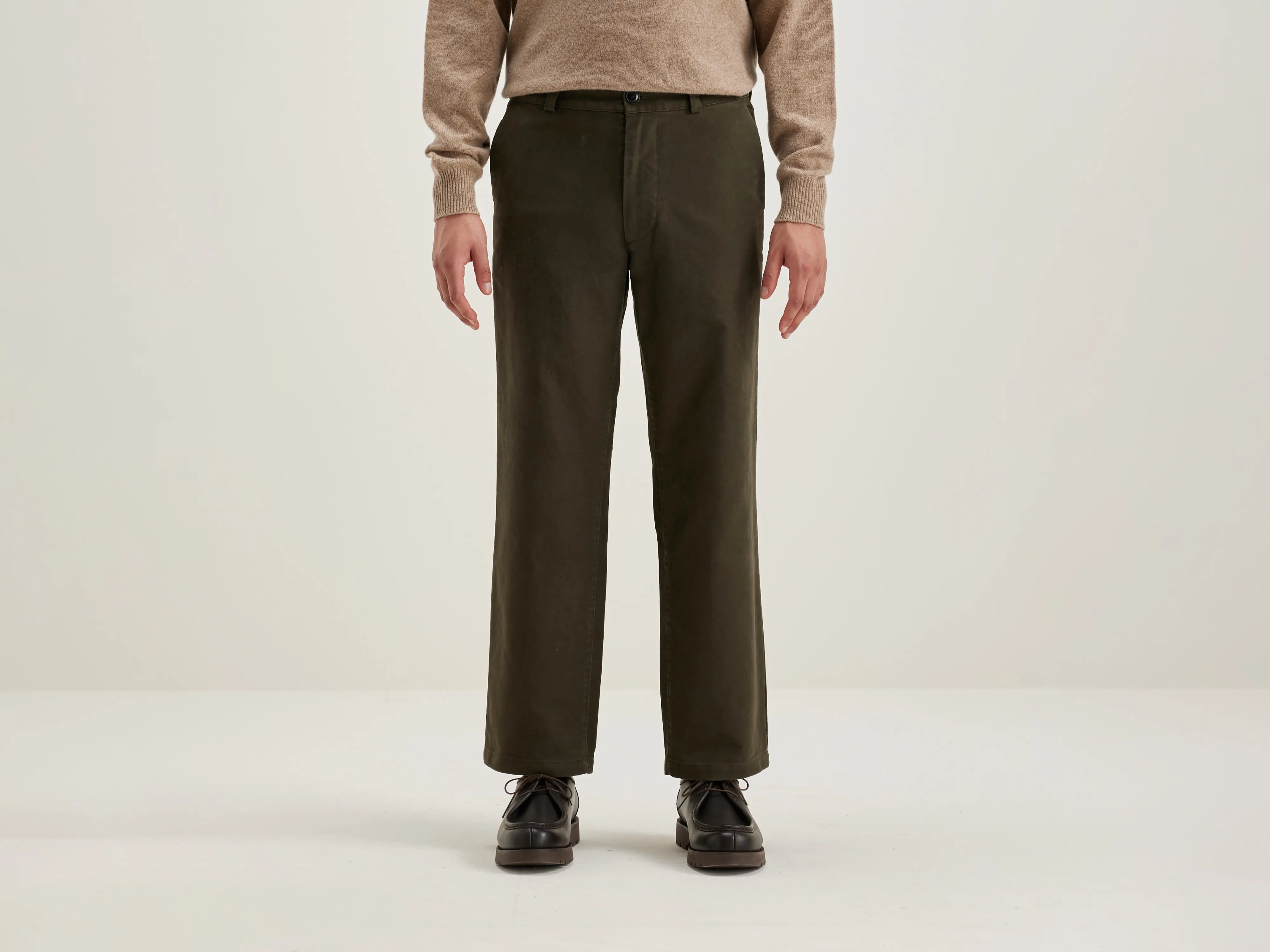 Pantalon droit Jaggot (242 / M / DARK OLIVE)