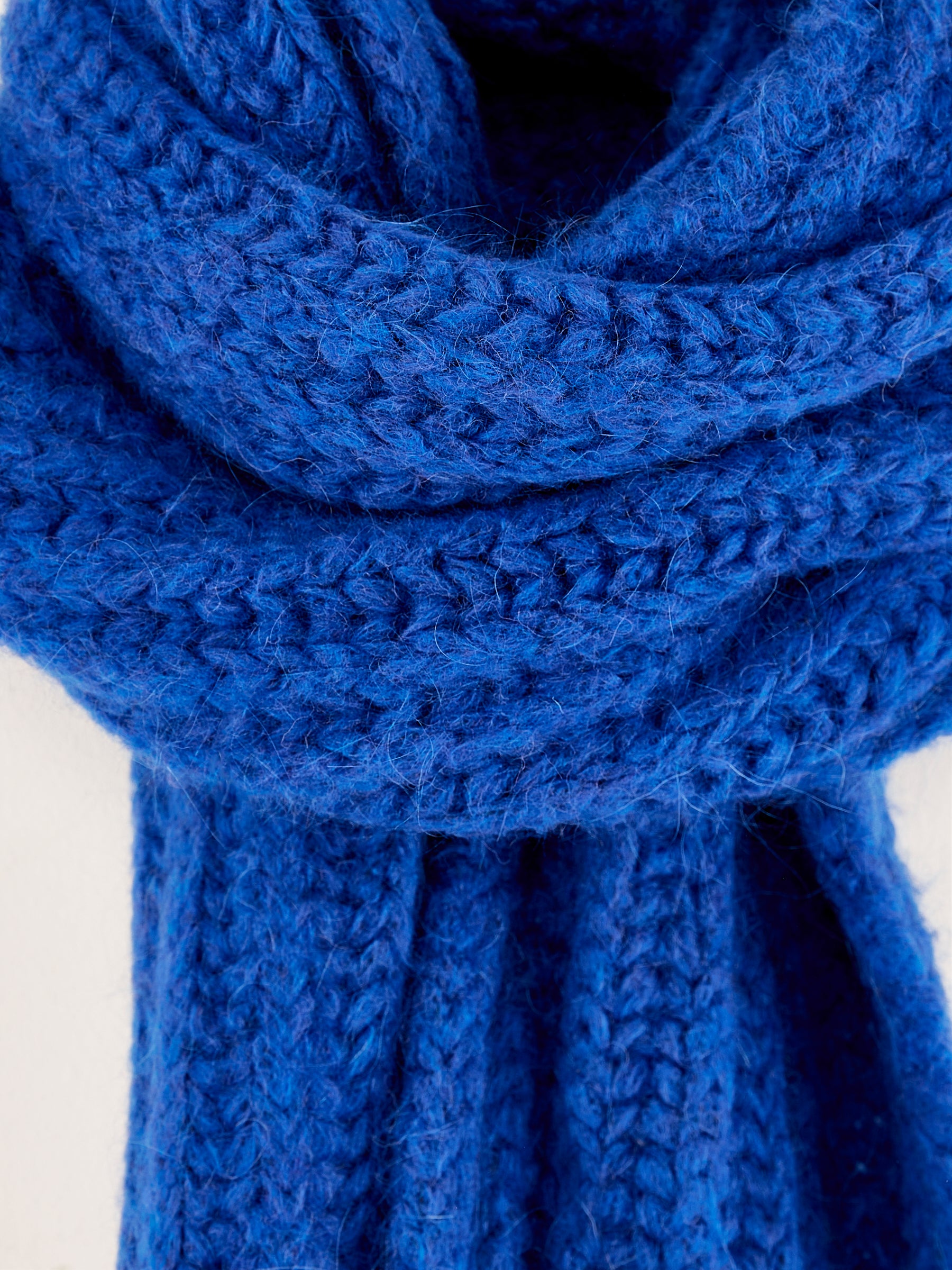 Lioko Ribbed Scarf - Klein For Men | Bellerose