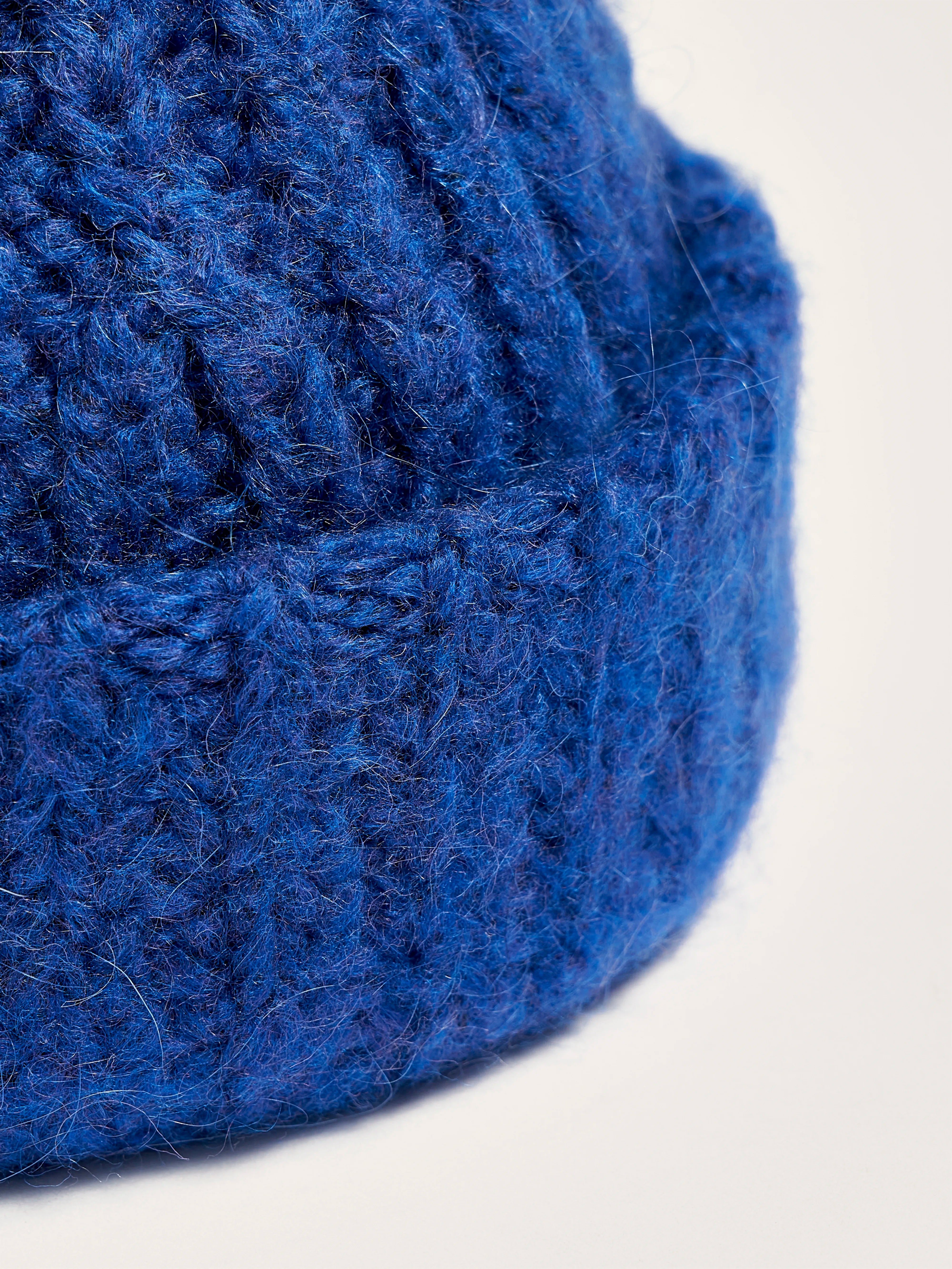 Liote Knitted Hat - Klein For Men | Bellerose