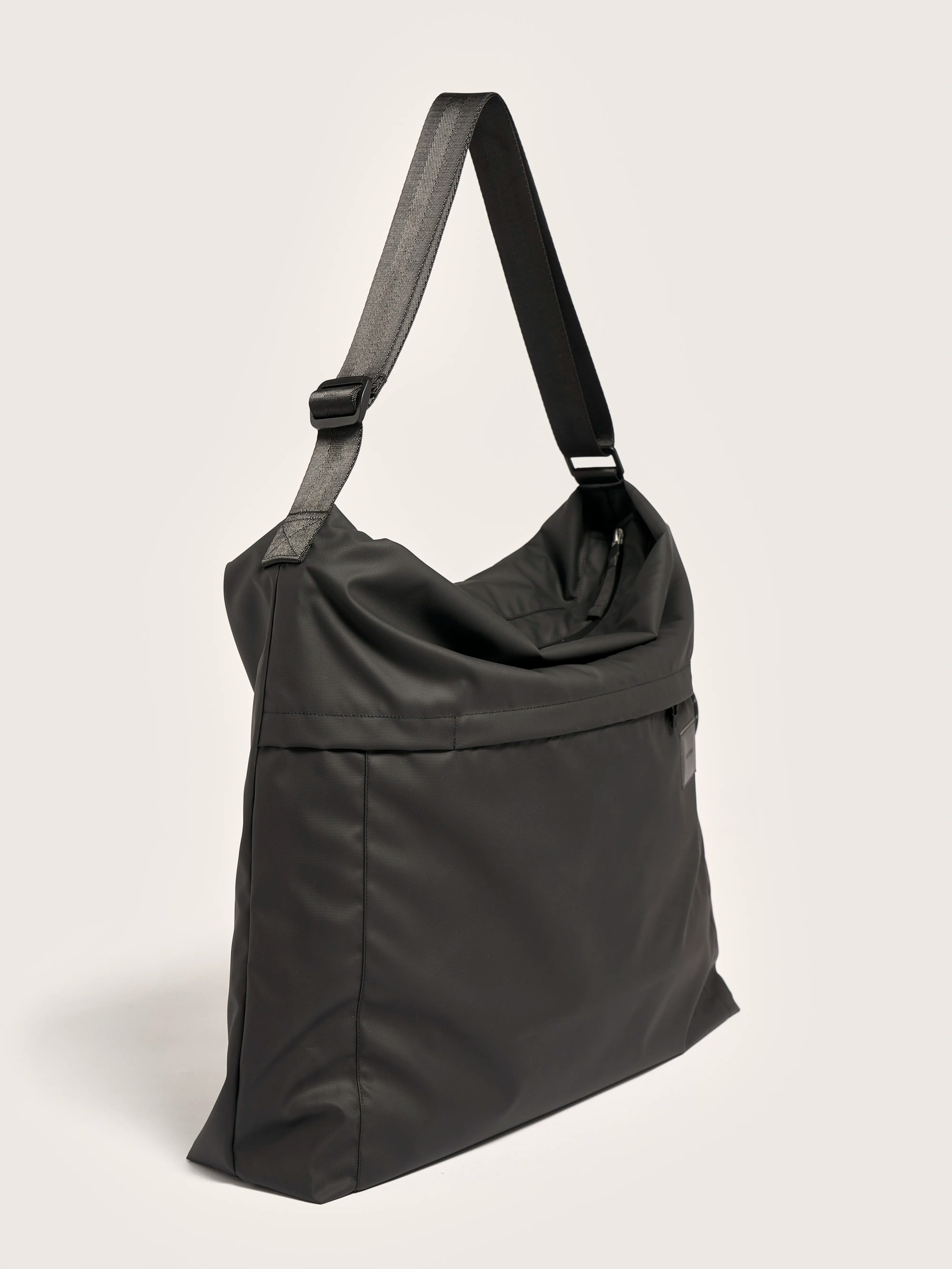 Hend Hobo Bag - Black beauty For Men | Bellerose