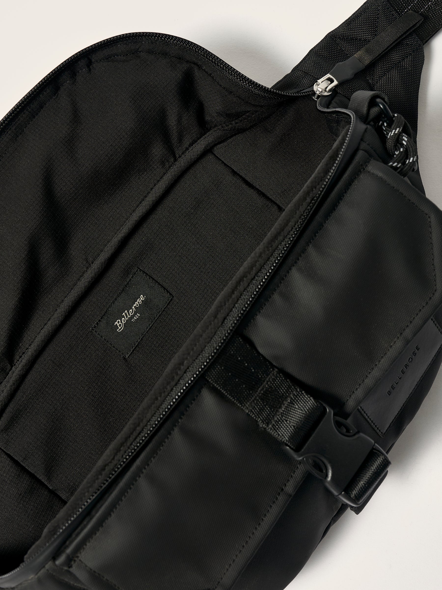 Henor Sling Bag - Black beauty For Men | Bellerose