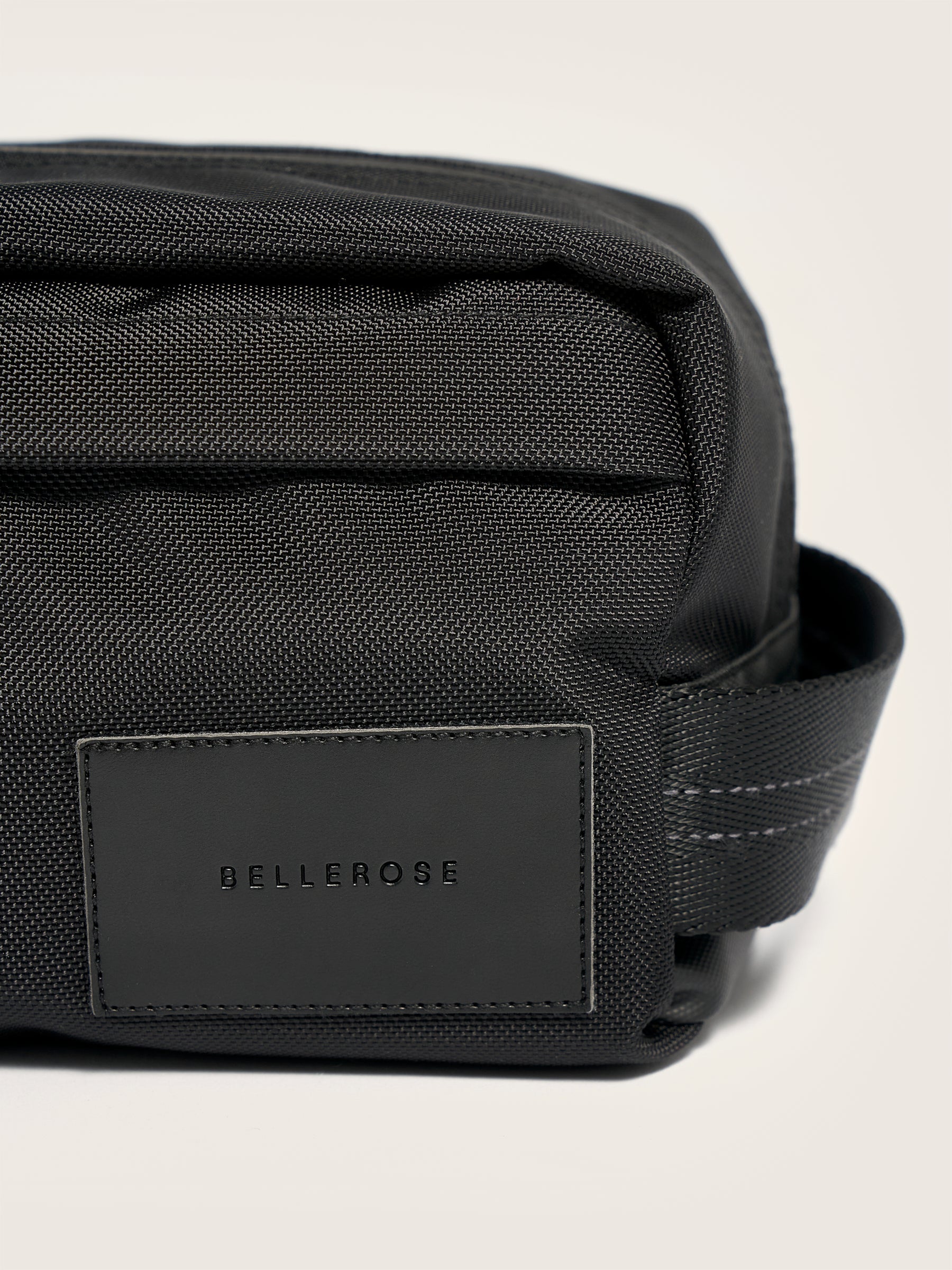 Henain Toiletry Bag - Black beauty For Men | Bellerose