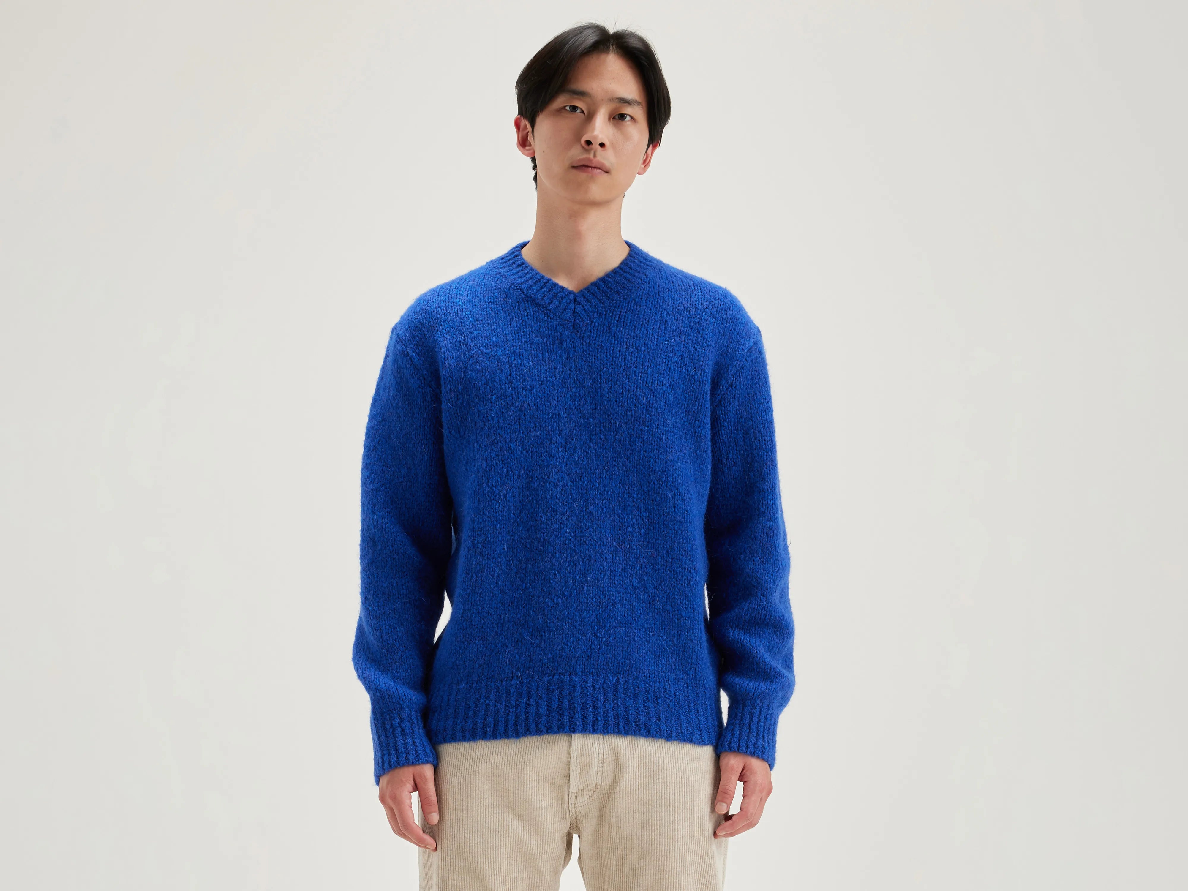 Liora v-neck sweater (242 / M / KLEIN)