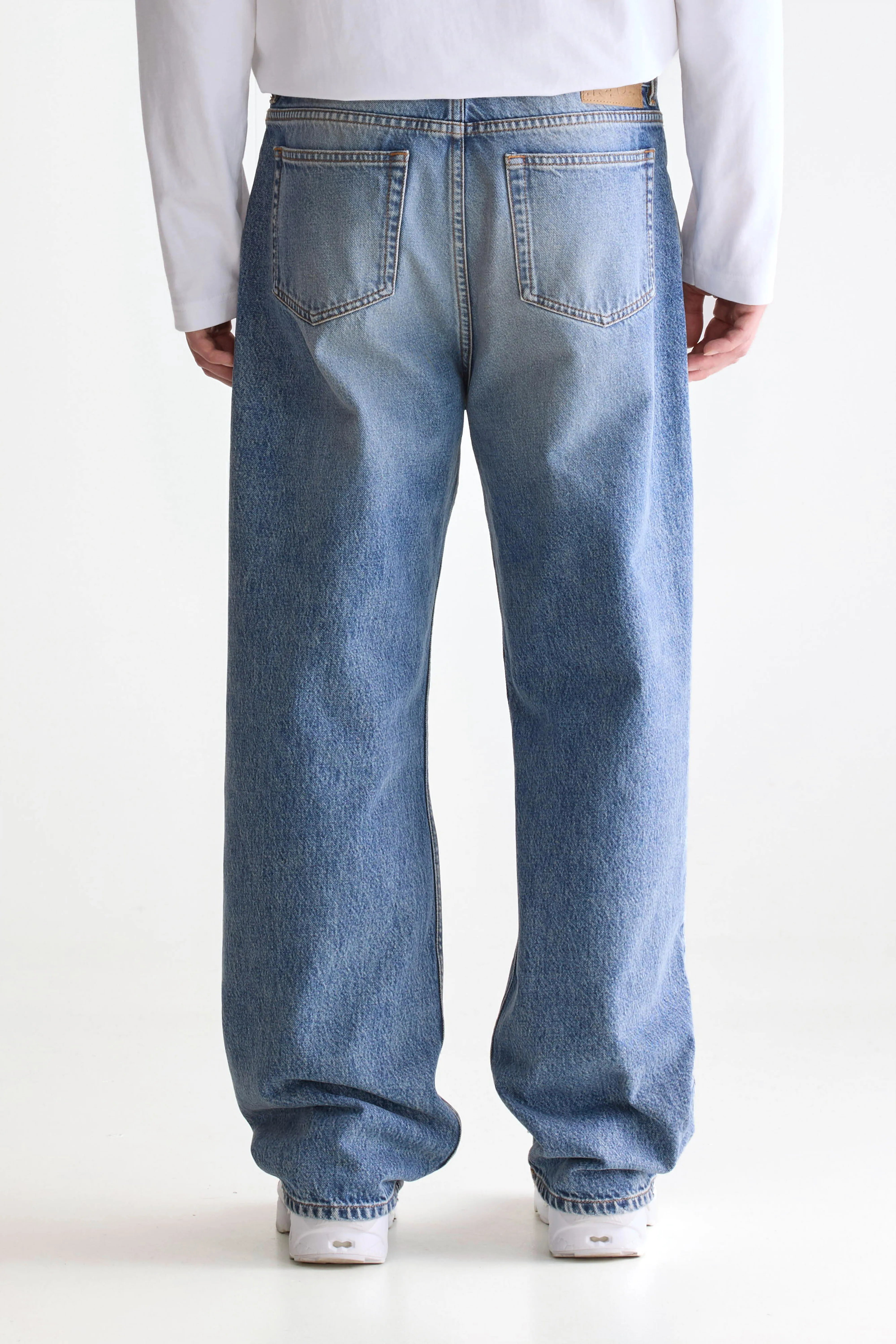 Denim N. 08 straight jeans (251 / M / VINTAGE LT BLUE)
