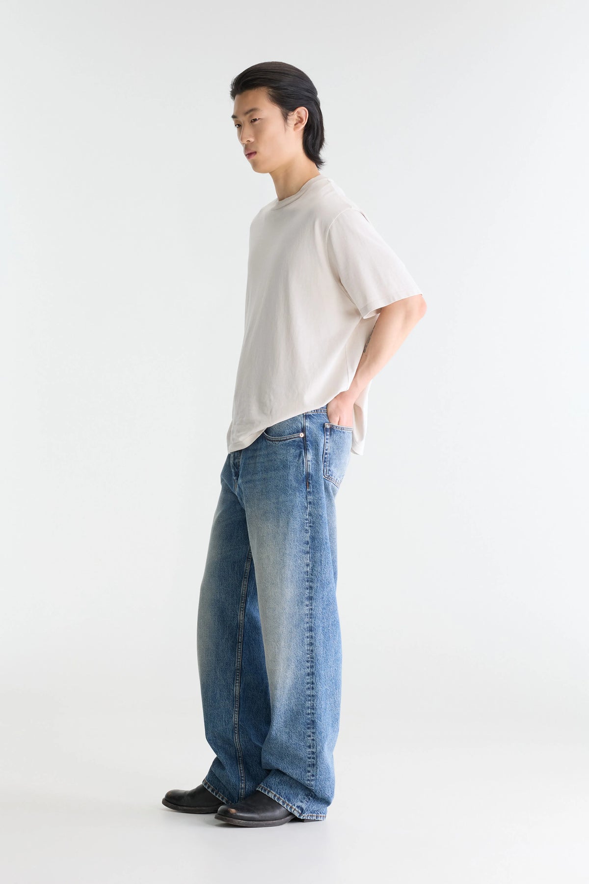 Denim N. 08 straight jeans (251 / M / VINTAGE LT BLUE)
