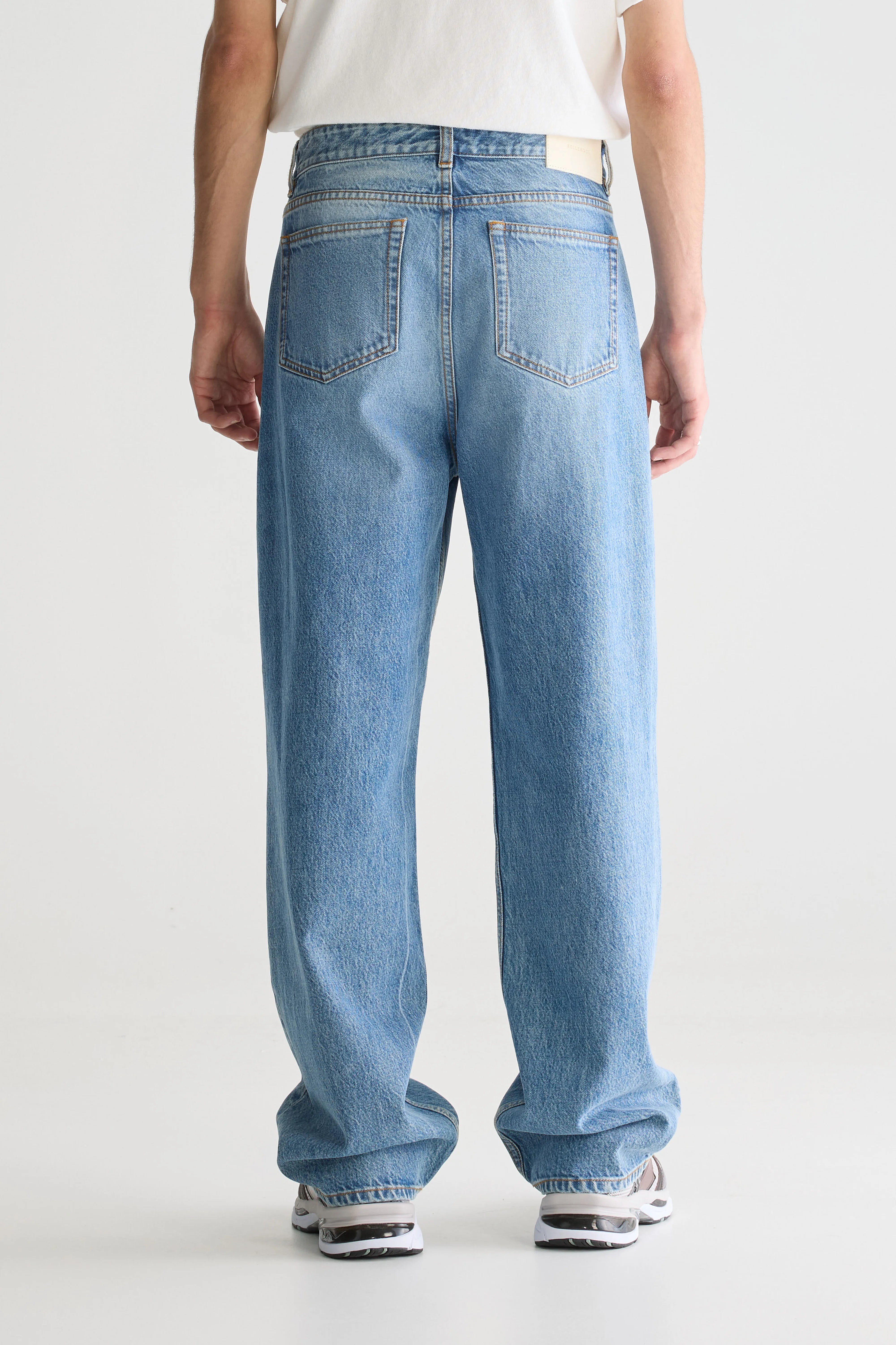 Denim N. 08 Straight Jeans - Vintage lt blue For Men | Bellerose