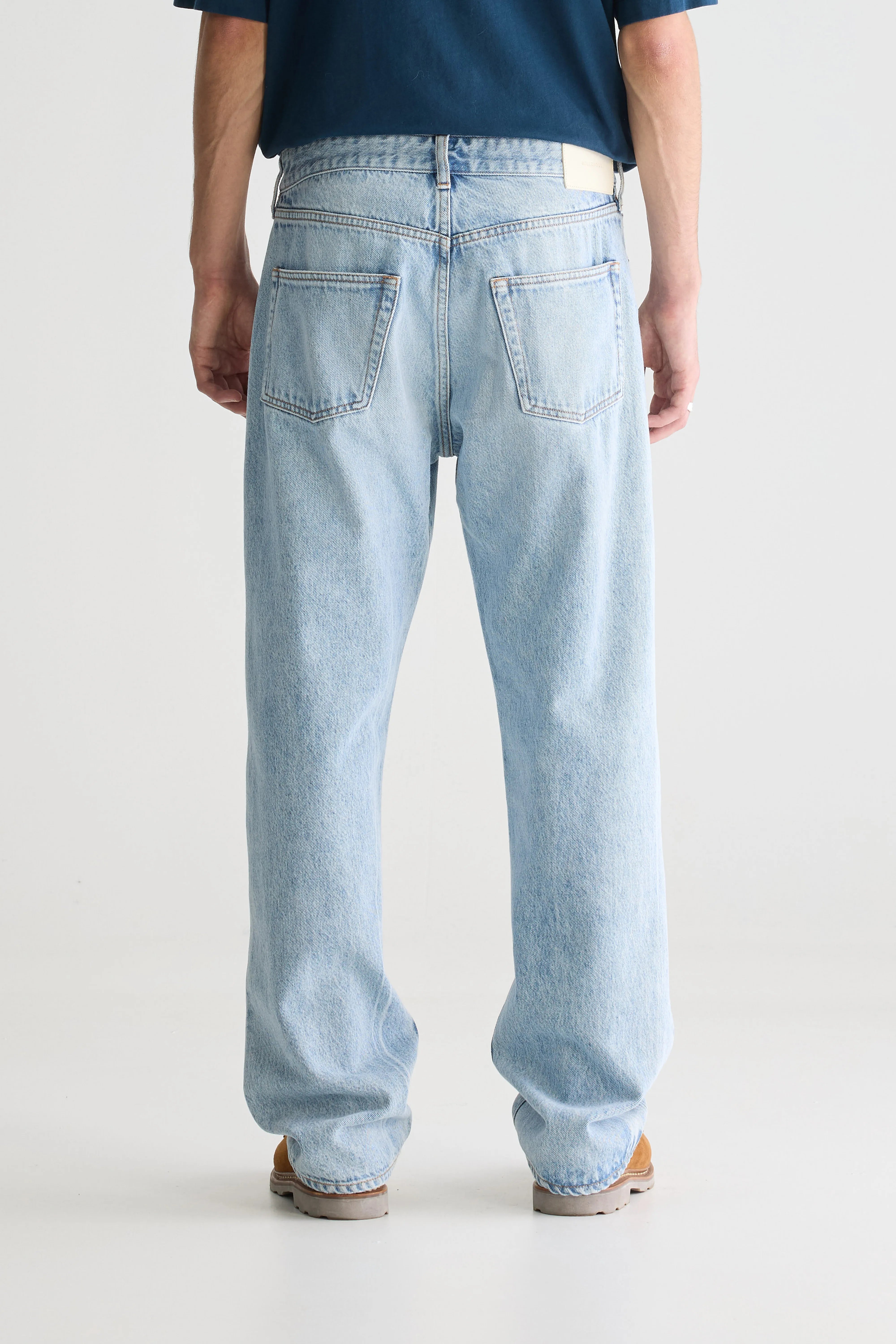 Denim N. 09 Straight Jeans - Used lt blue For Men | Bellerose