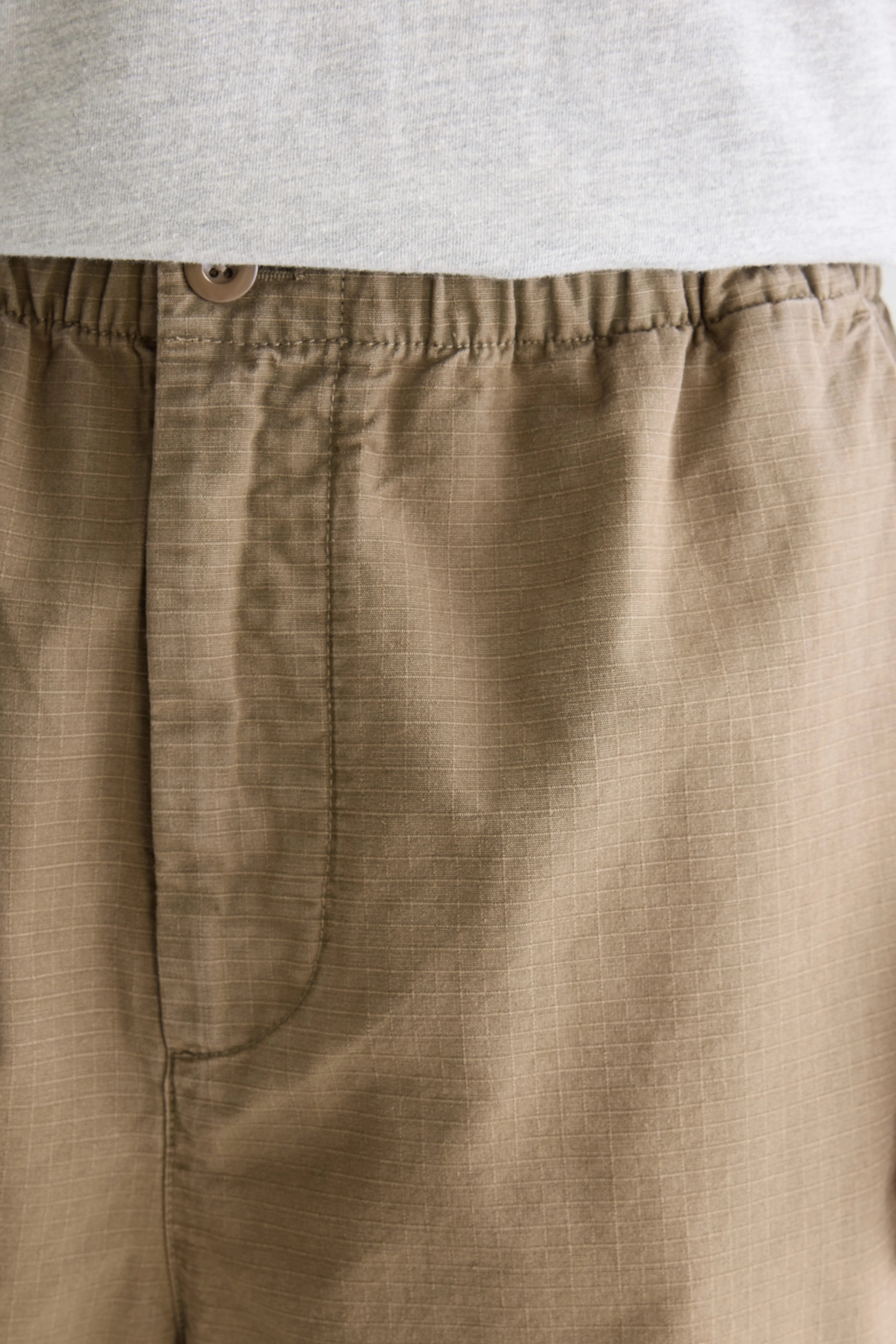 Jug losse shorts (251 / M / DUSTY OLIVE)