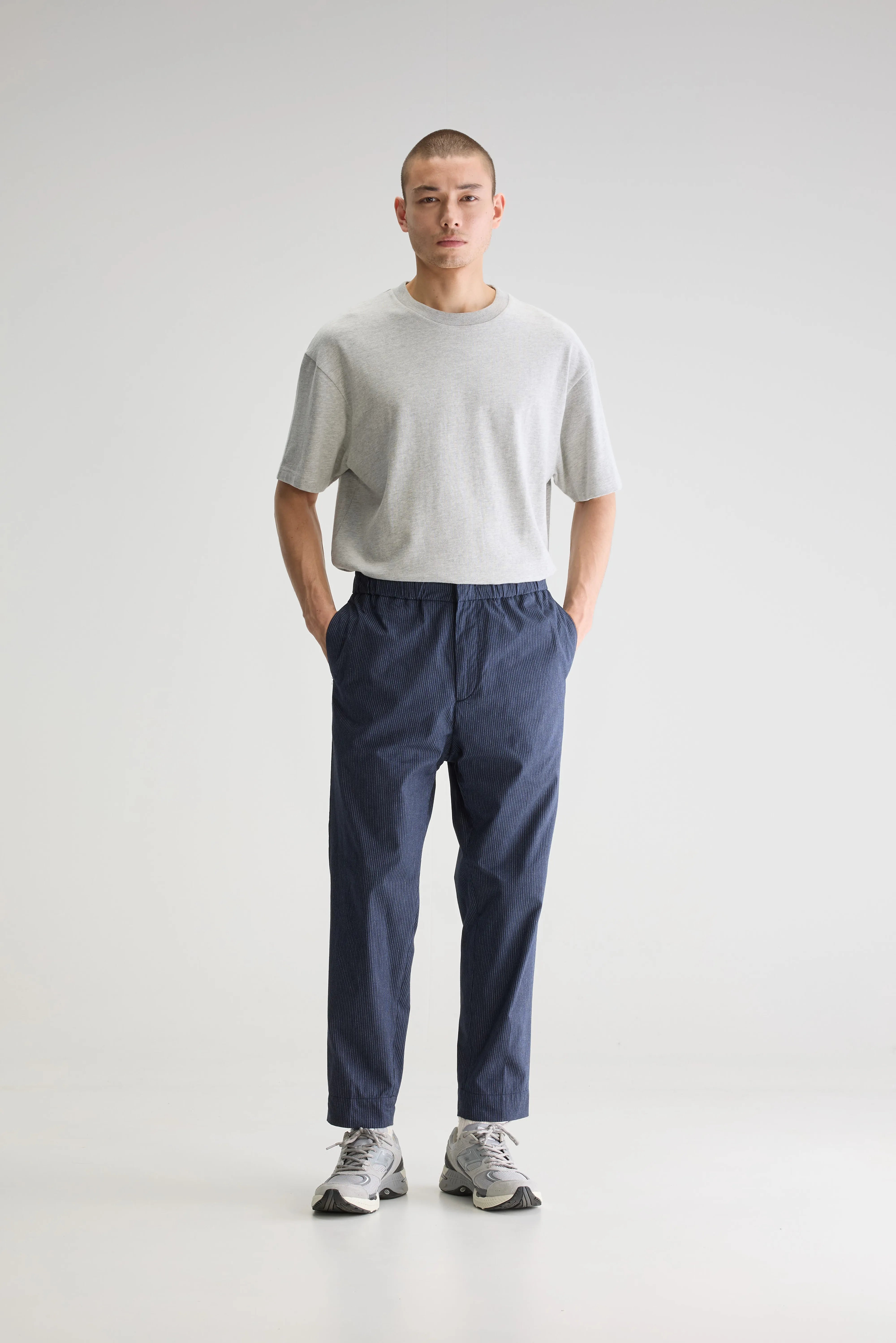 Stanford Wide Tapered Trousers - Navy For Men | Bellerose