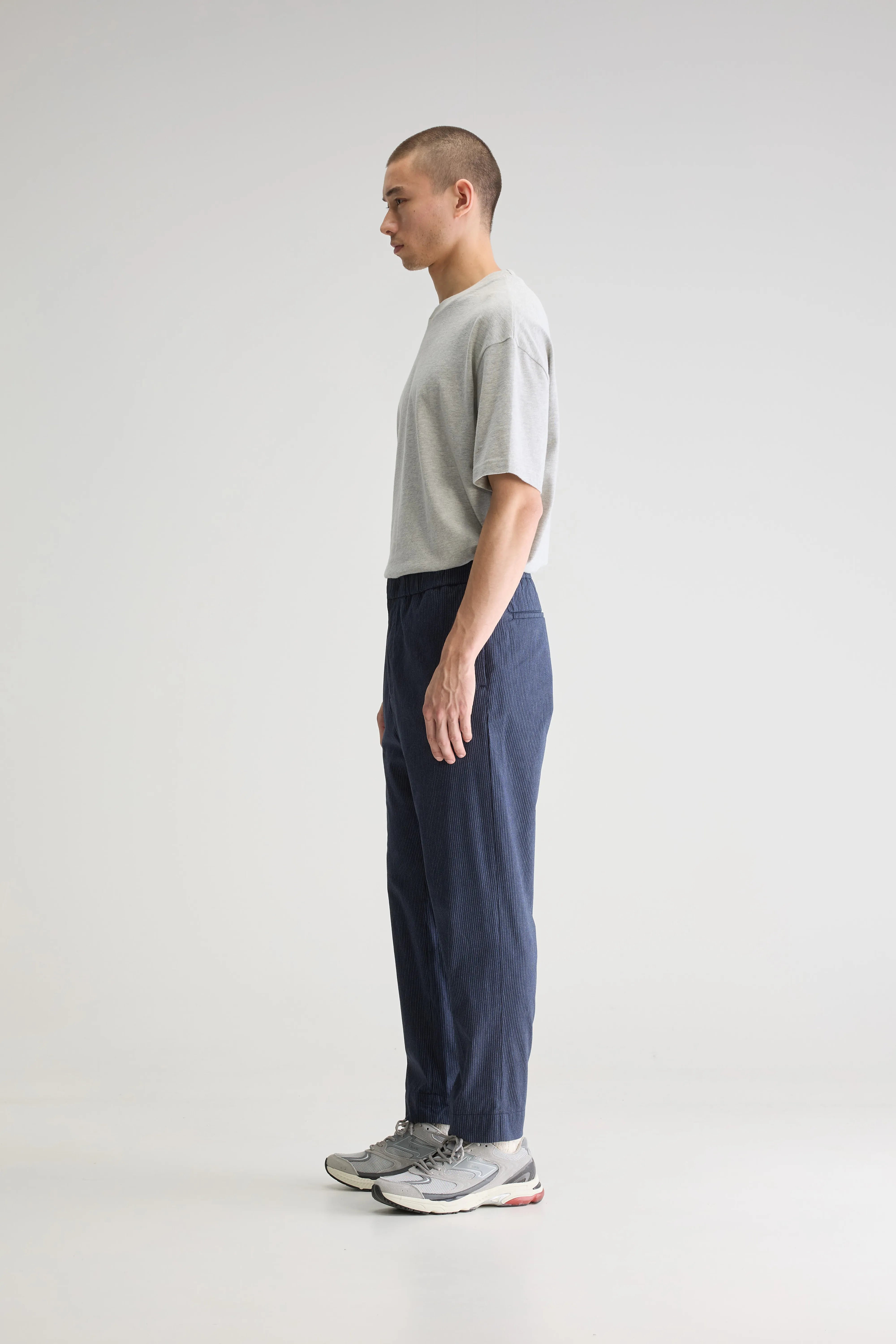 Stanford Wide Tapered Trousers - Navy For Men | Bellerose