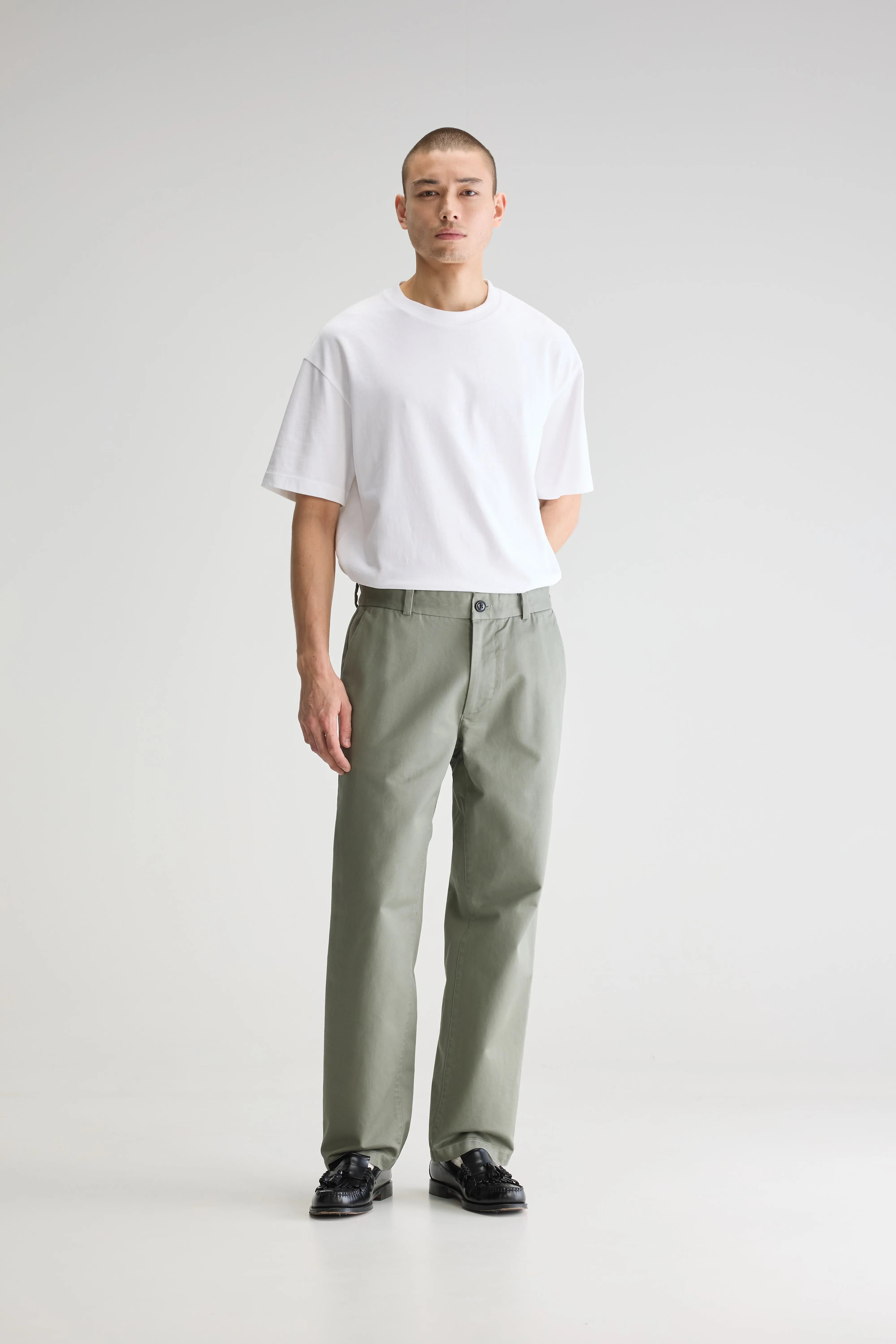 Jaggot chino trousers (251 / M / DUSTY OLIVE)