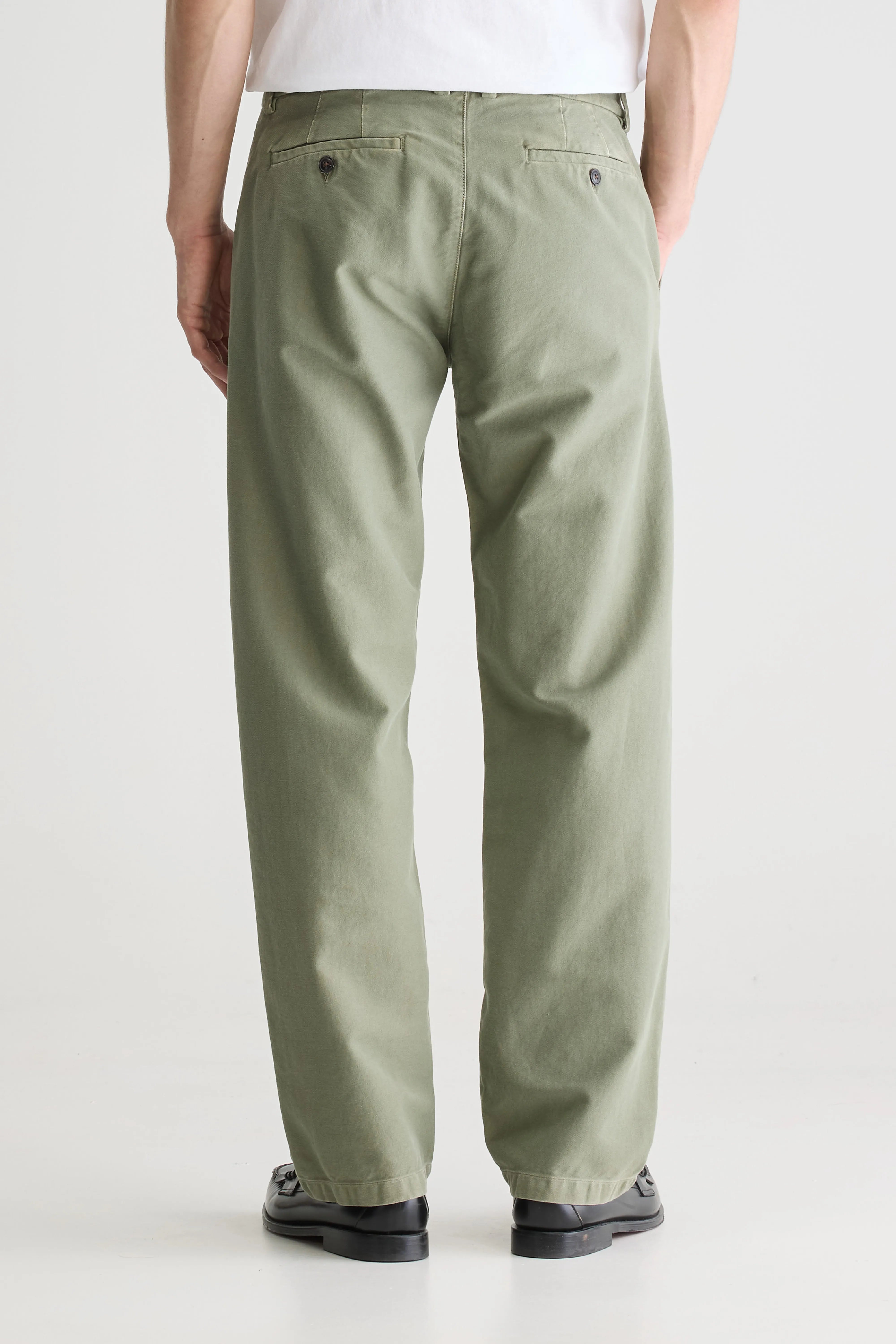 Jaggot Chino Trousers - Dusty olive For Men | Bellerose