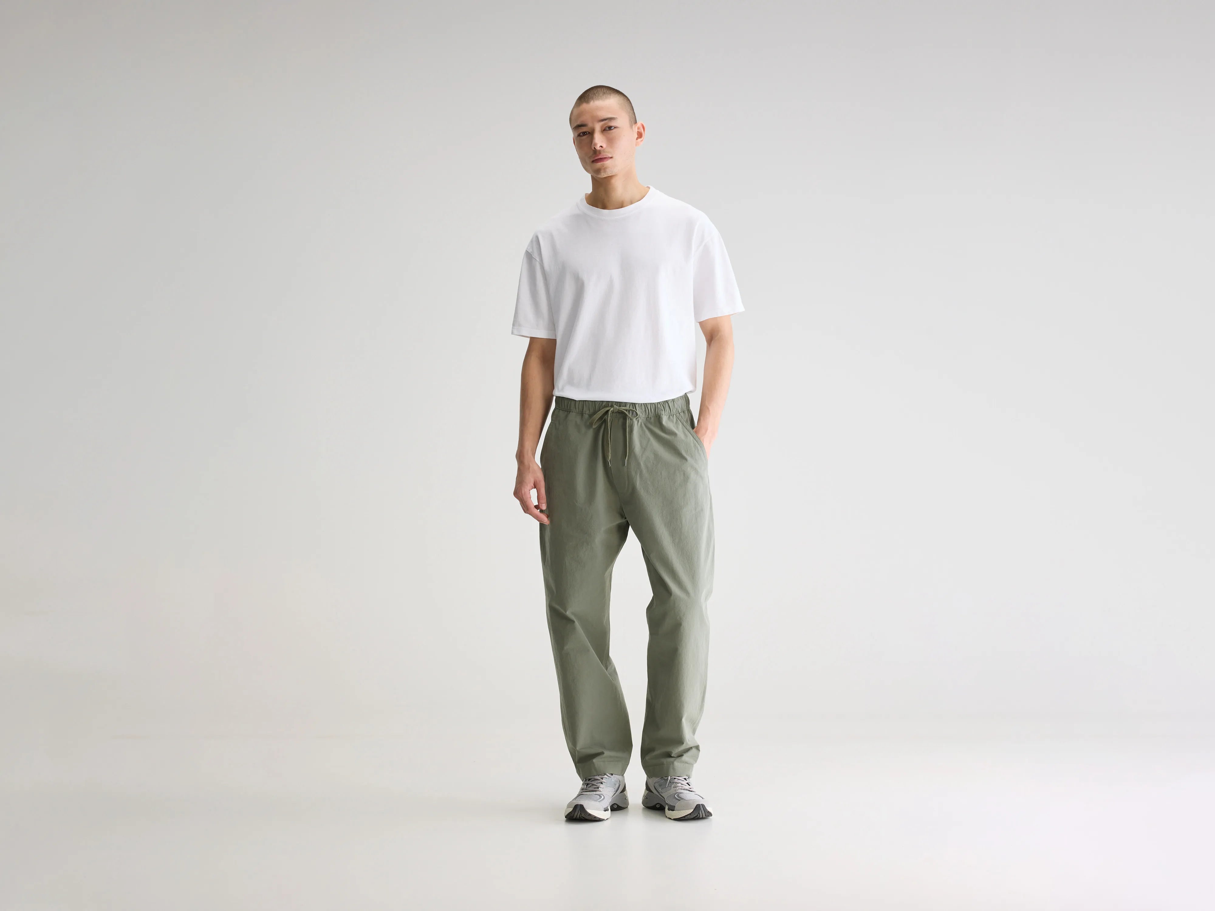 Julius baggy trousers (251 / M / EUCALYPTUS)