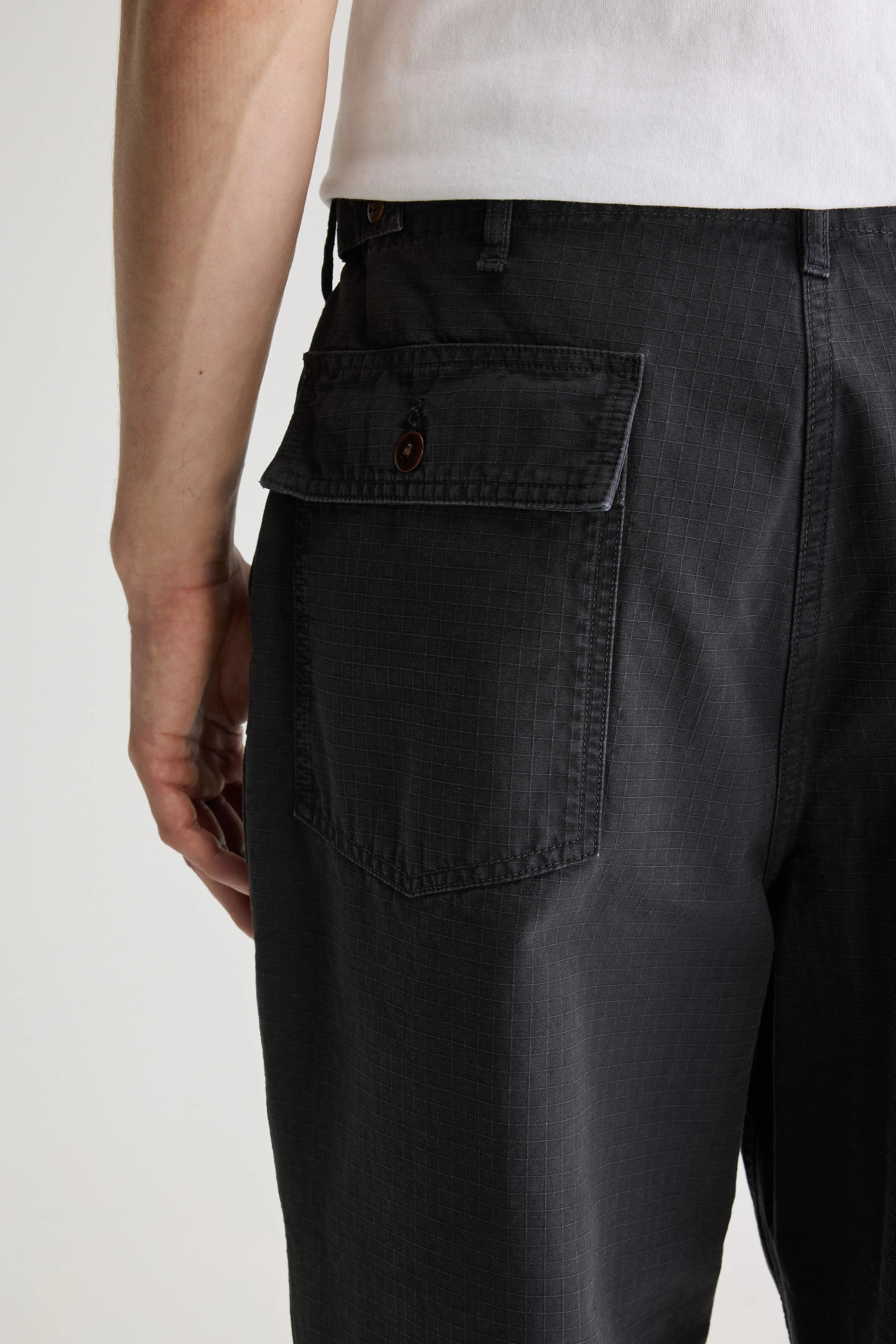 Kargo tapered trousers (251 / M / PIRATE)