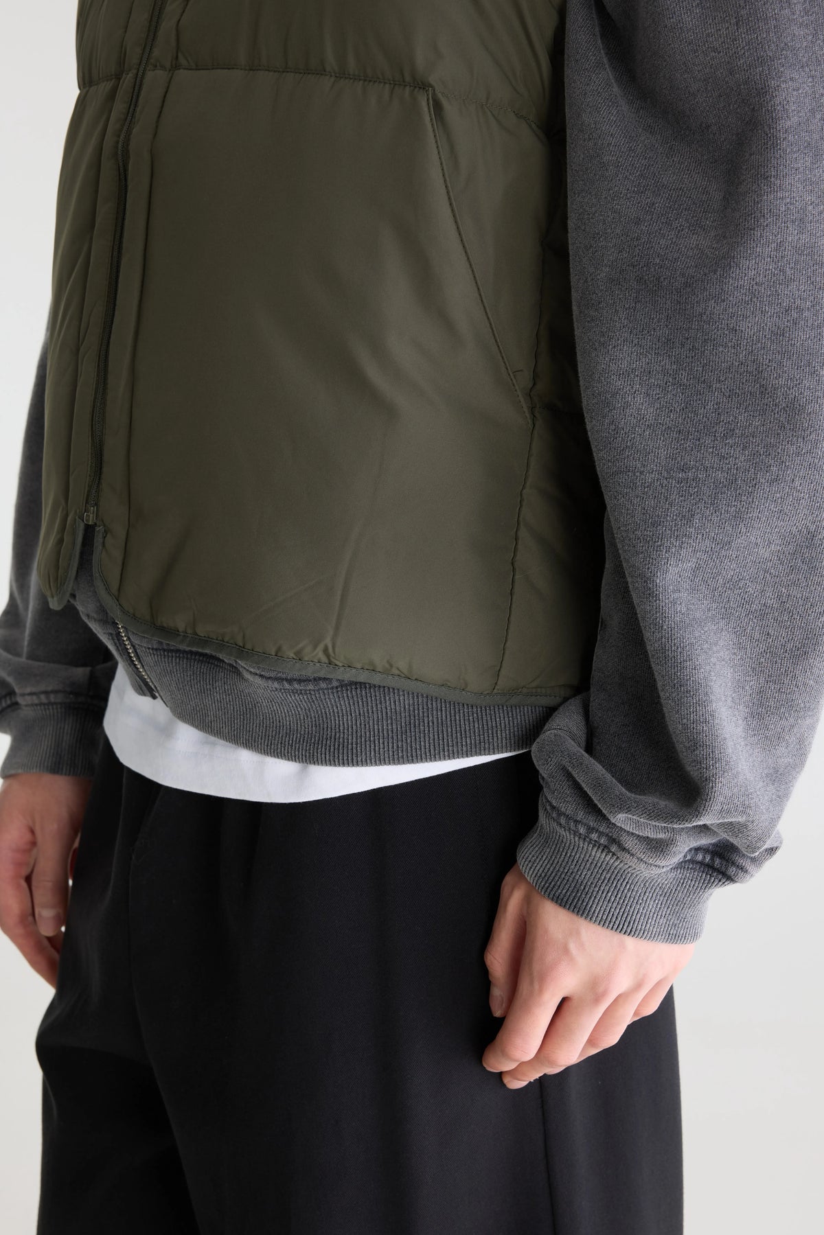 Hoch slim bodywarmer (251 / M / DARK OLIVE)