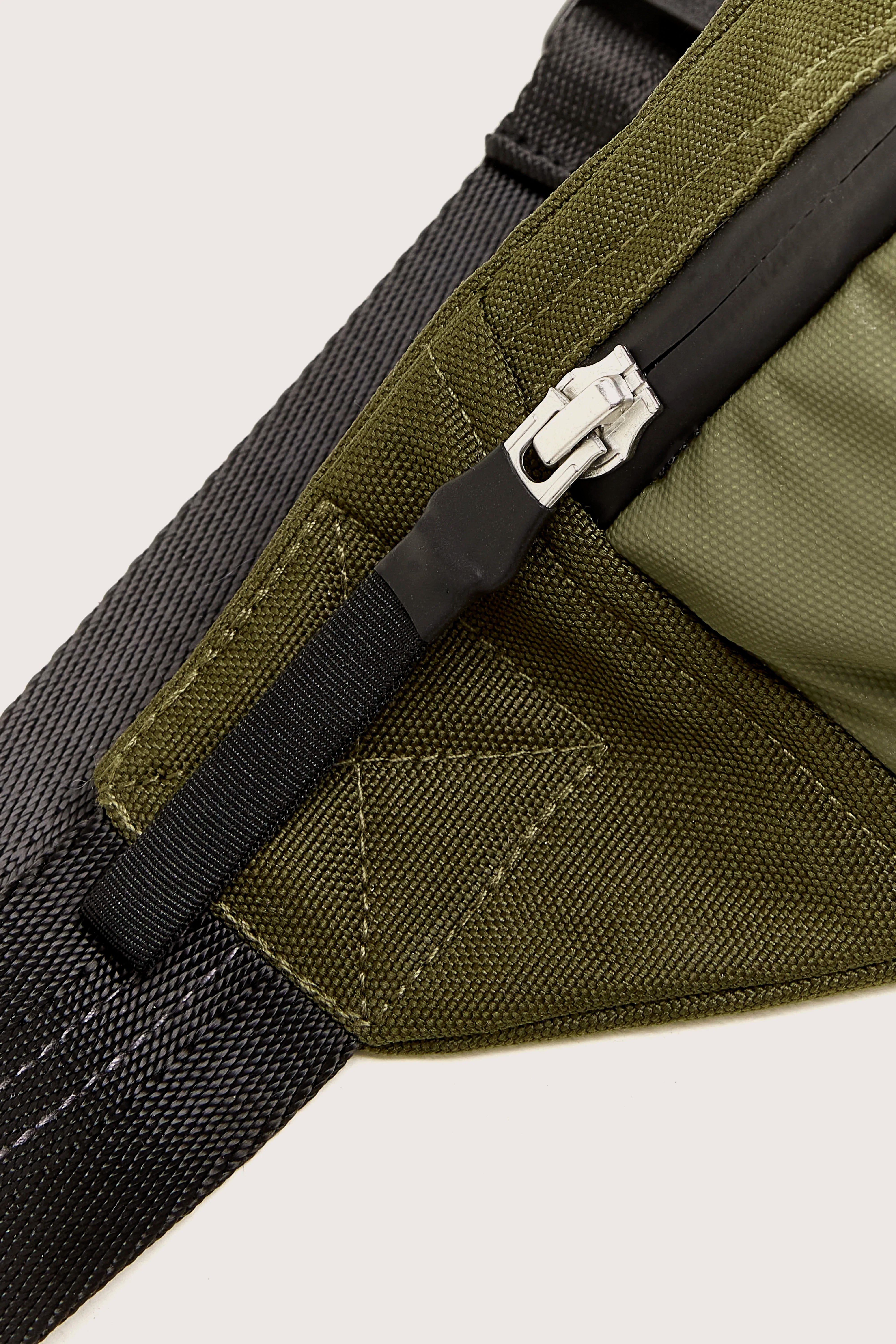 Sac Banane Henor - Army Pour Homme | Bellerose