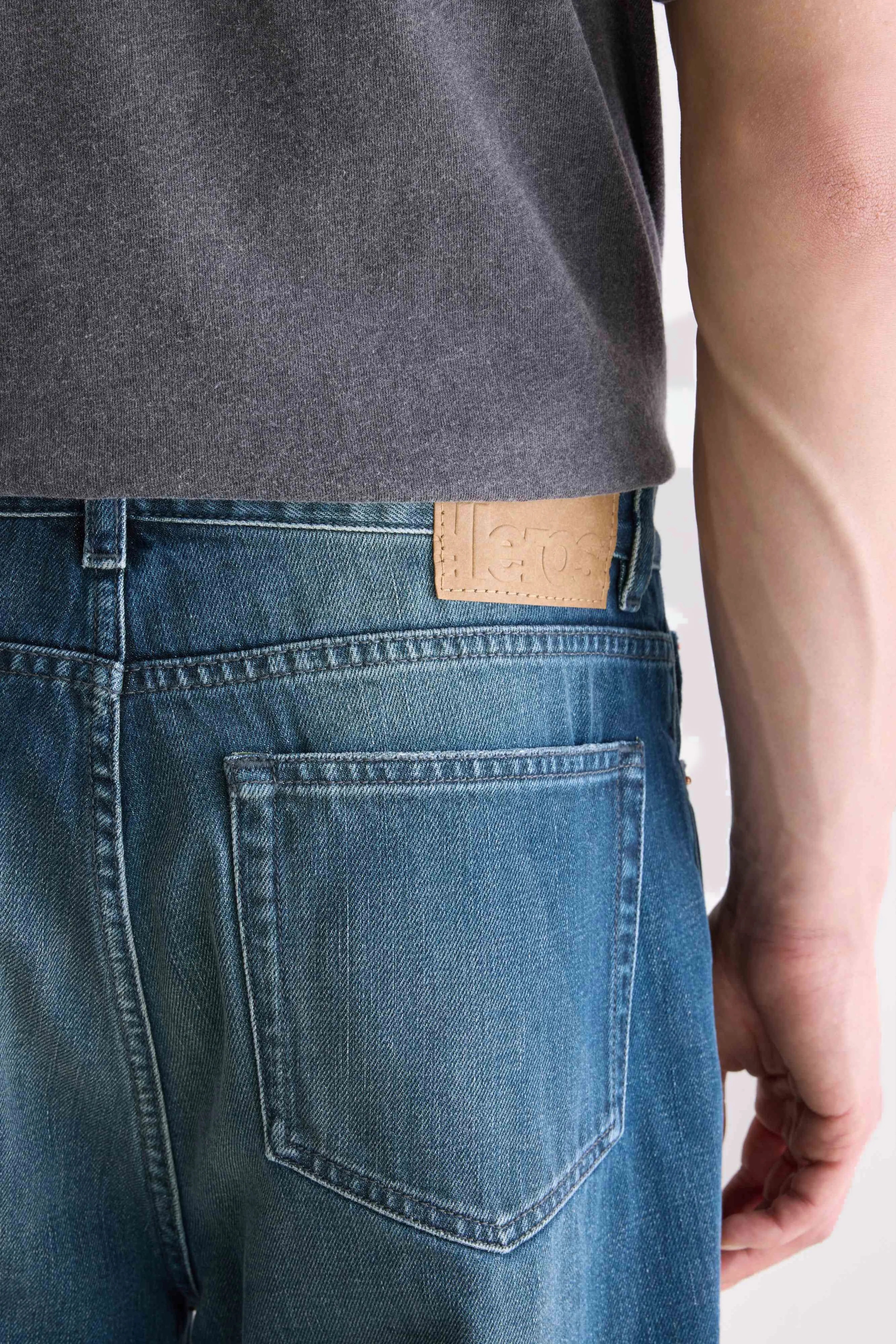 Denim N. 08 rechte jeans (252 / M / USED PETROL)