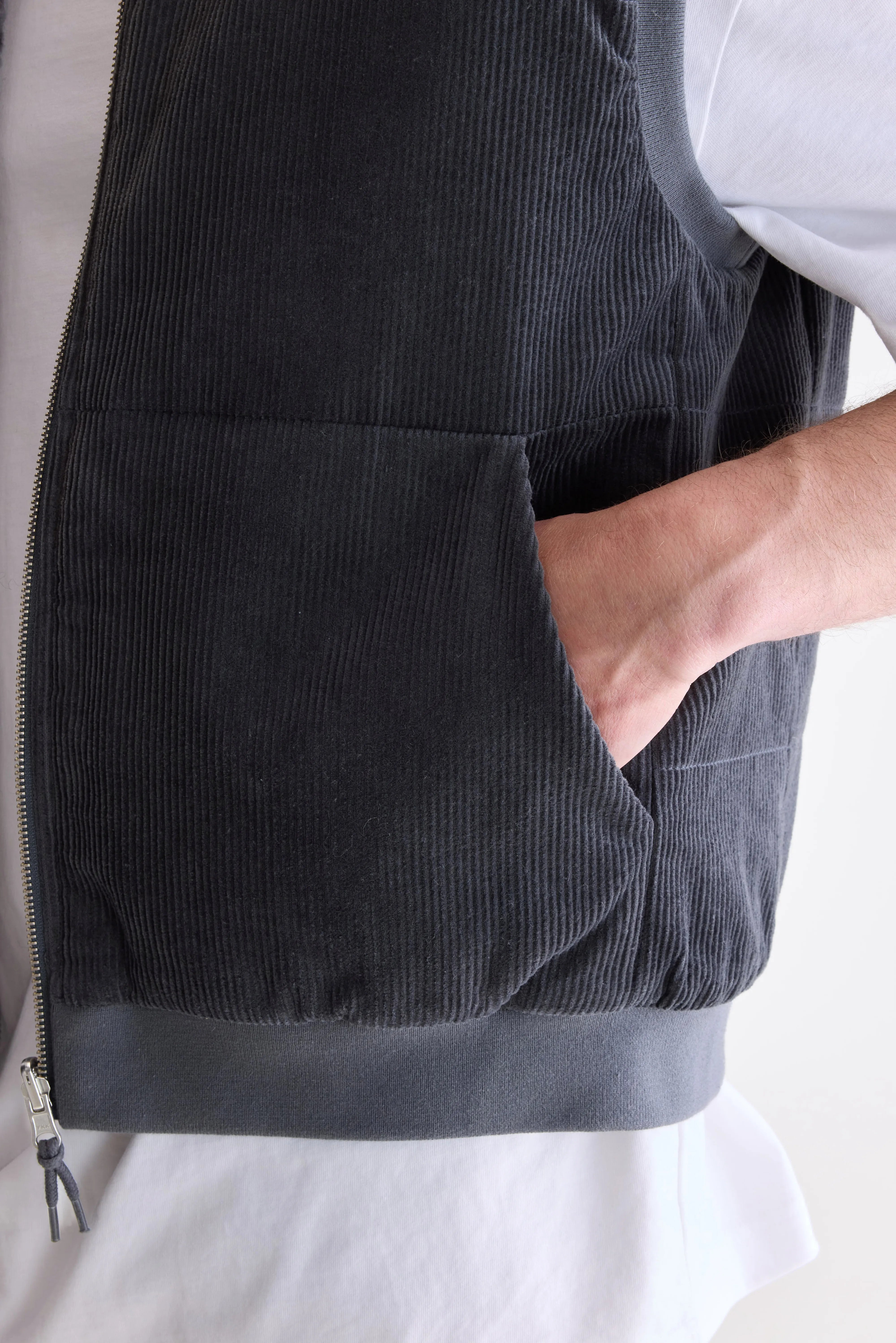 Jocko bodywarmer (252 / M / ELEPHANT)