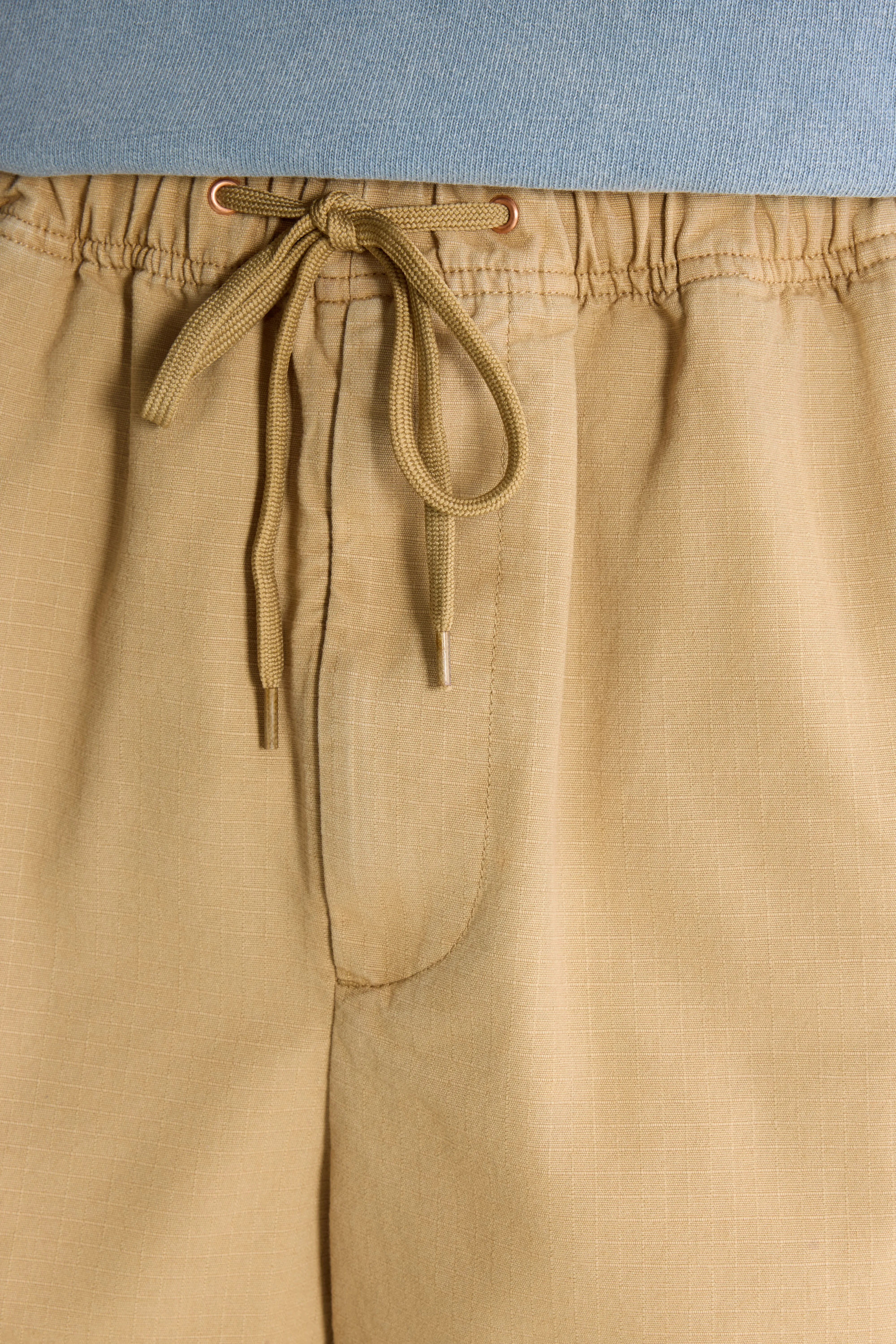 Flank wide shorts (261 / M / CLAY)