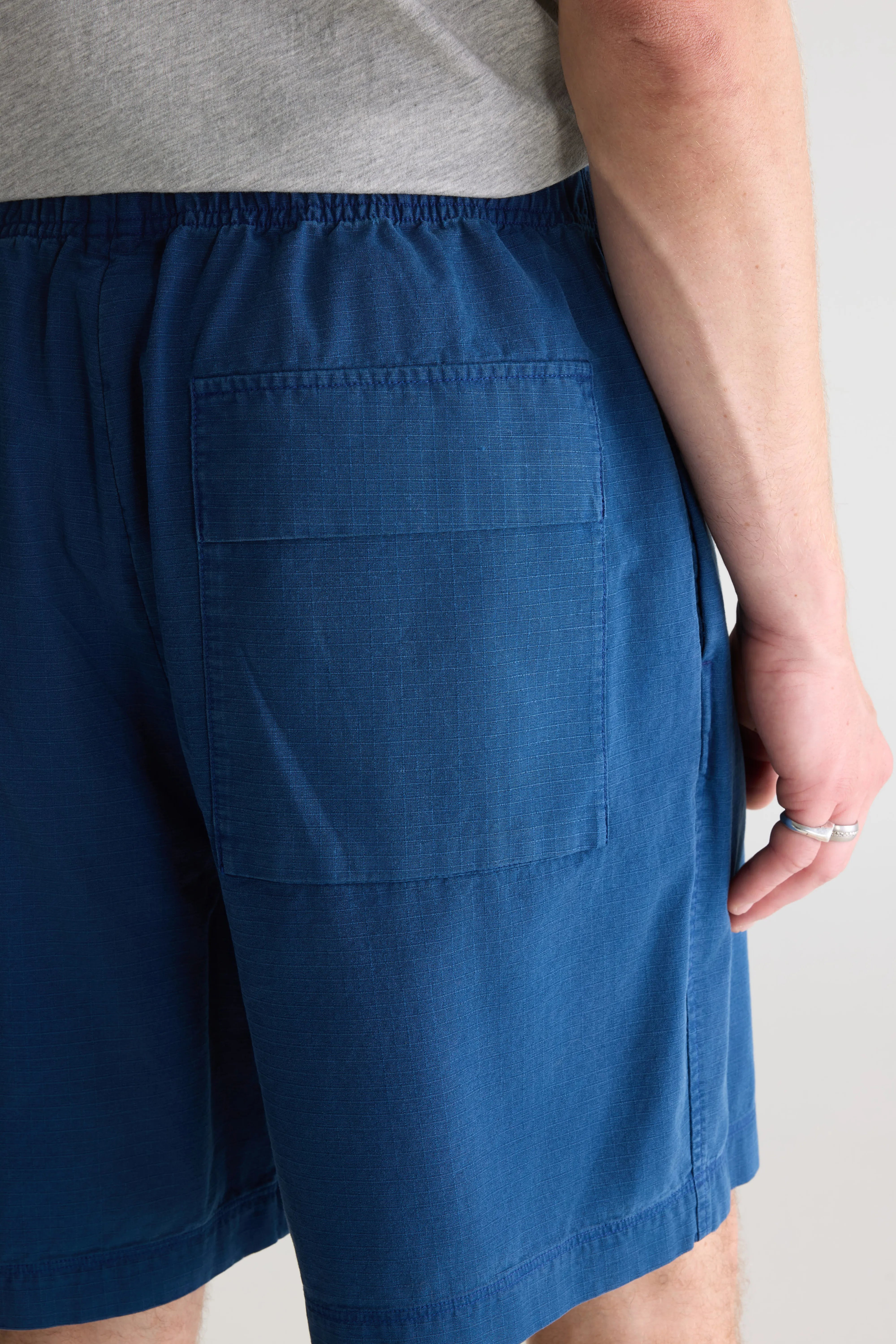 Flank wide shorts (261 / M / WORKER)