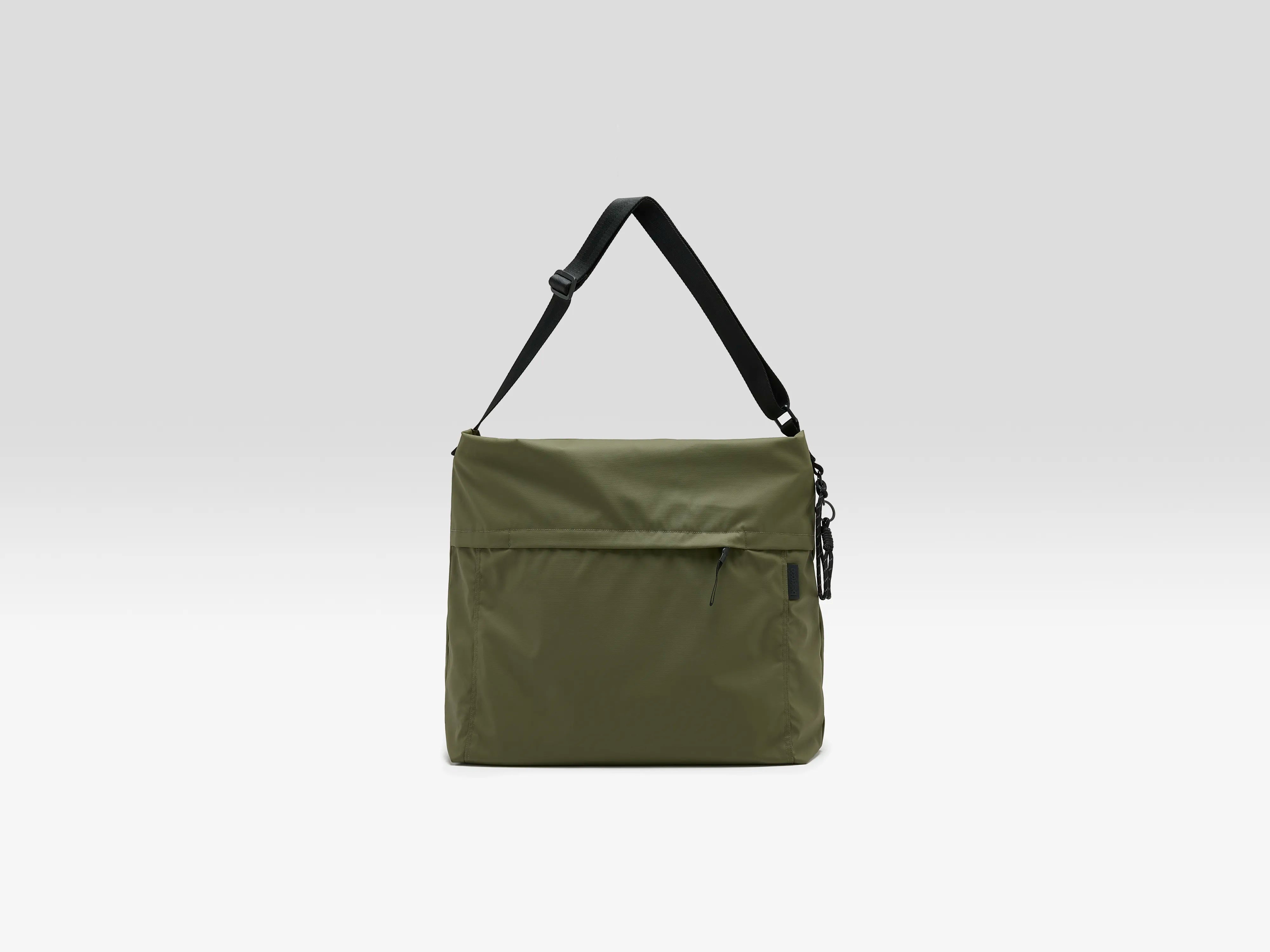 Hendem schoudertas (261 / M / ARMY)