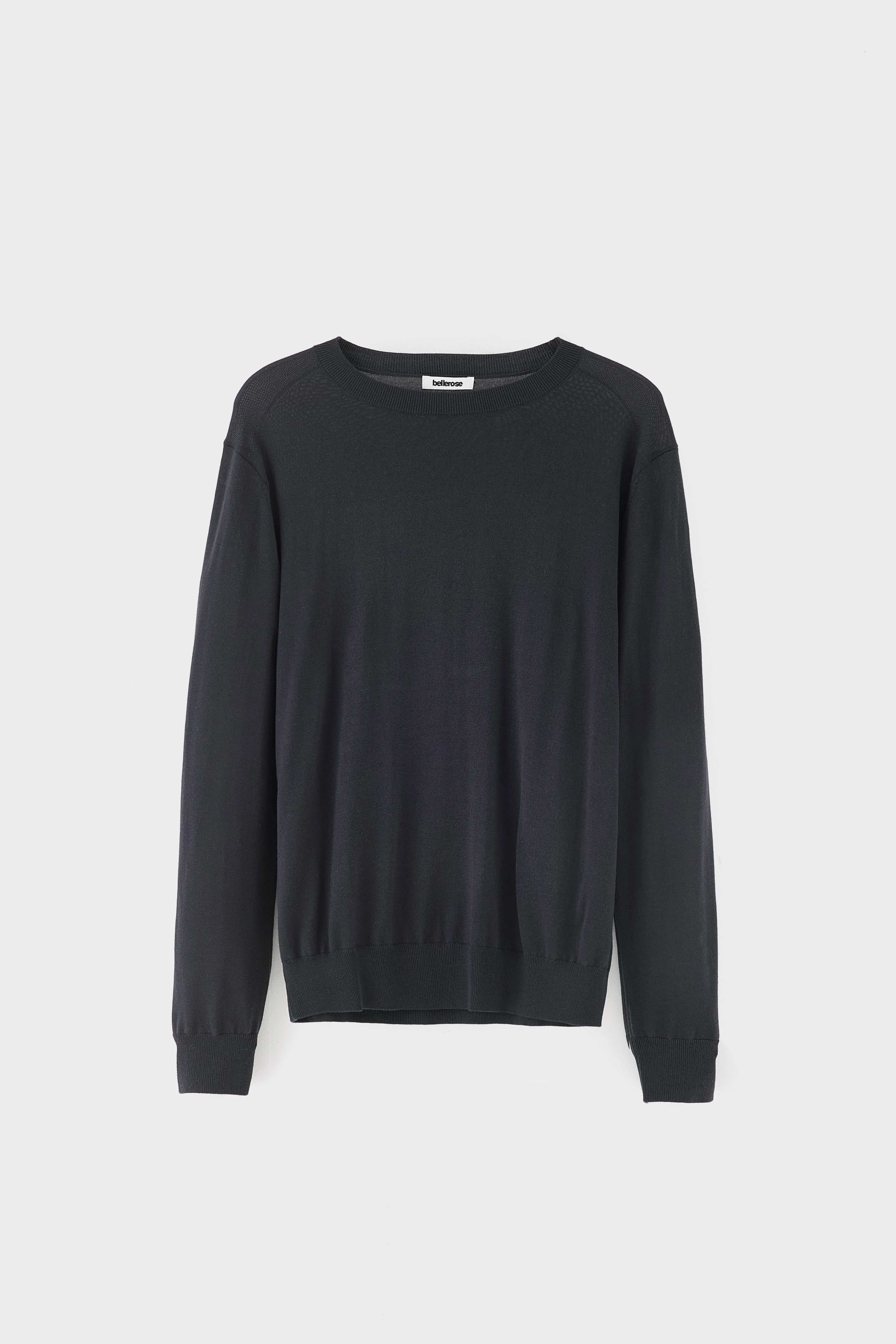 Dilliv trui met ronde hals  (261 / M / LICORICE)