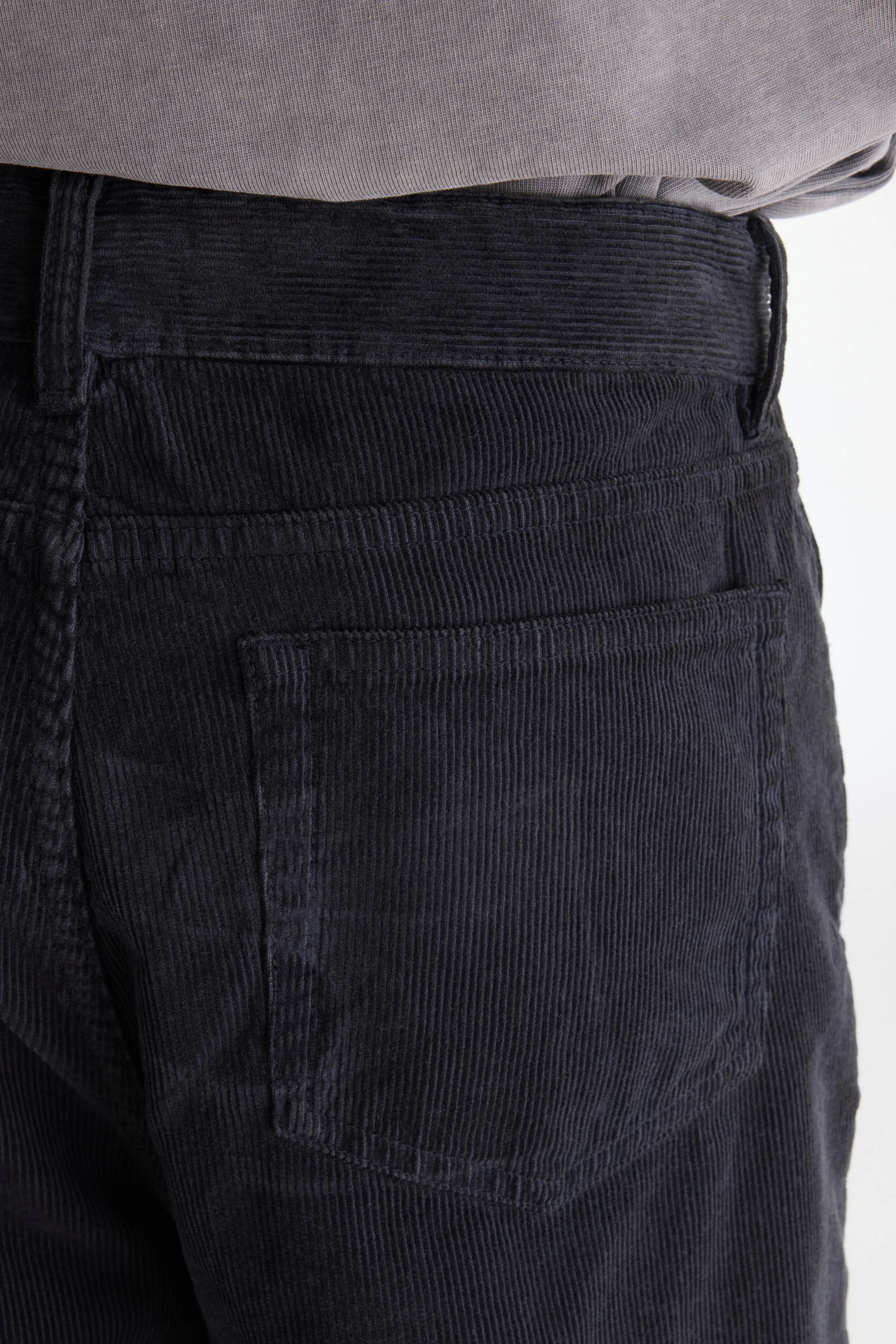 Point relaxed trousers (262 / M / BLACK BLUE)