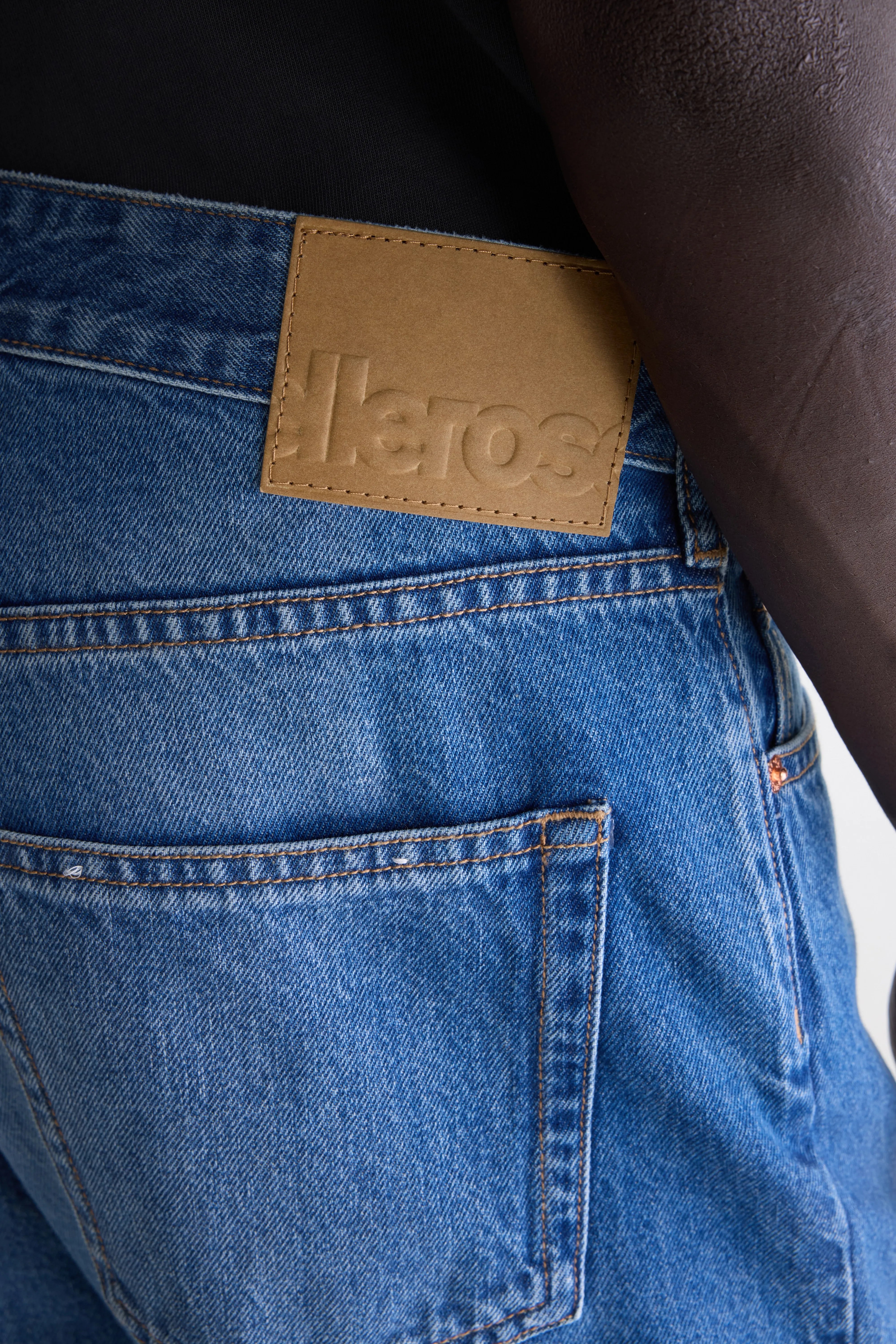 Denim N. 09 relaxed jeans (262 / M / MD BLUE MARBLE)
