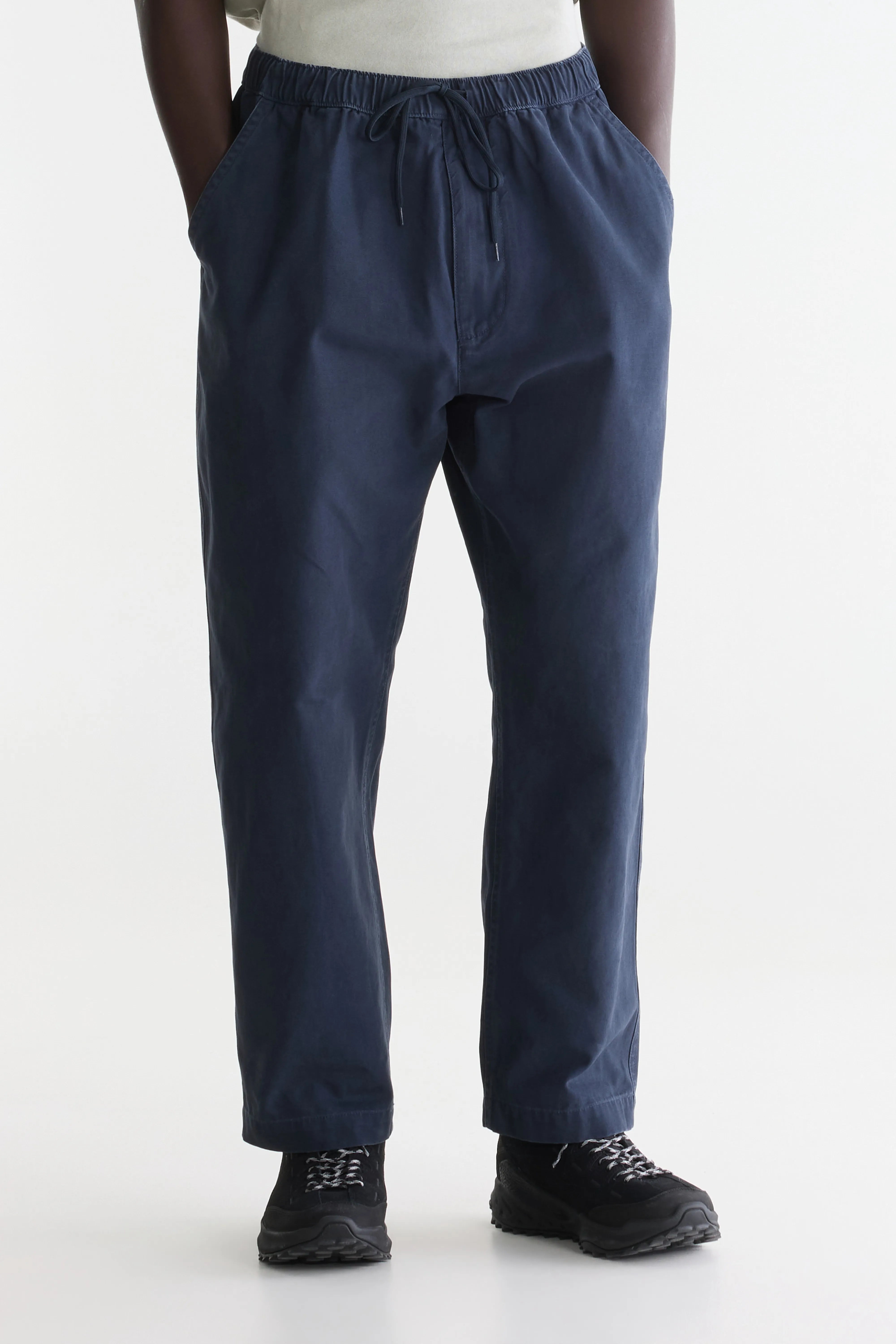 Julius relaxed trousers (262 / M / NAVY)